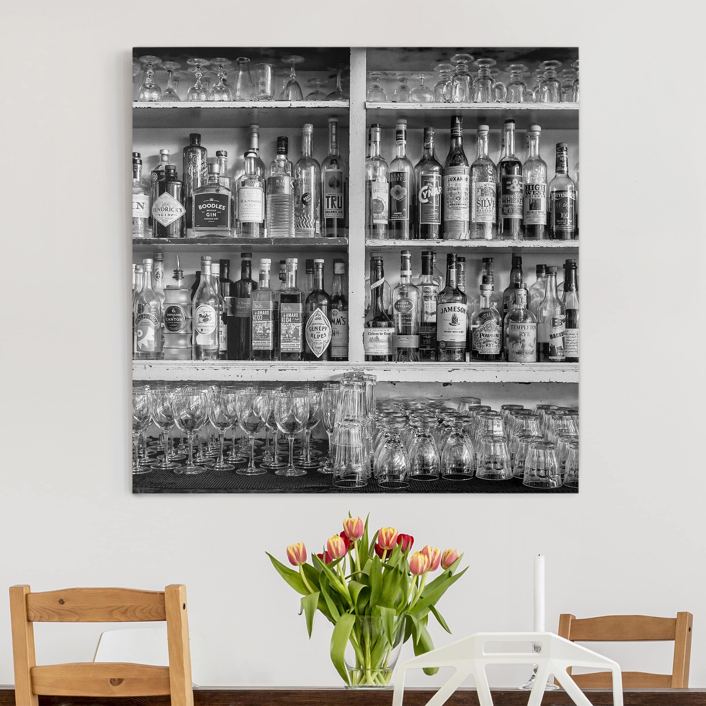 Leinwandbild - Quadrat Bar Schwarz Weiß