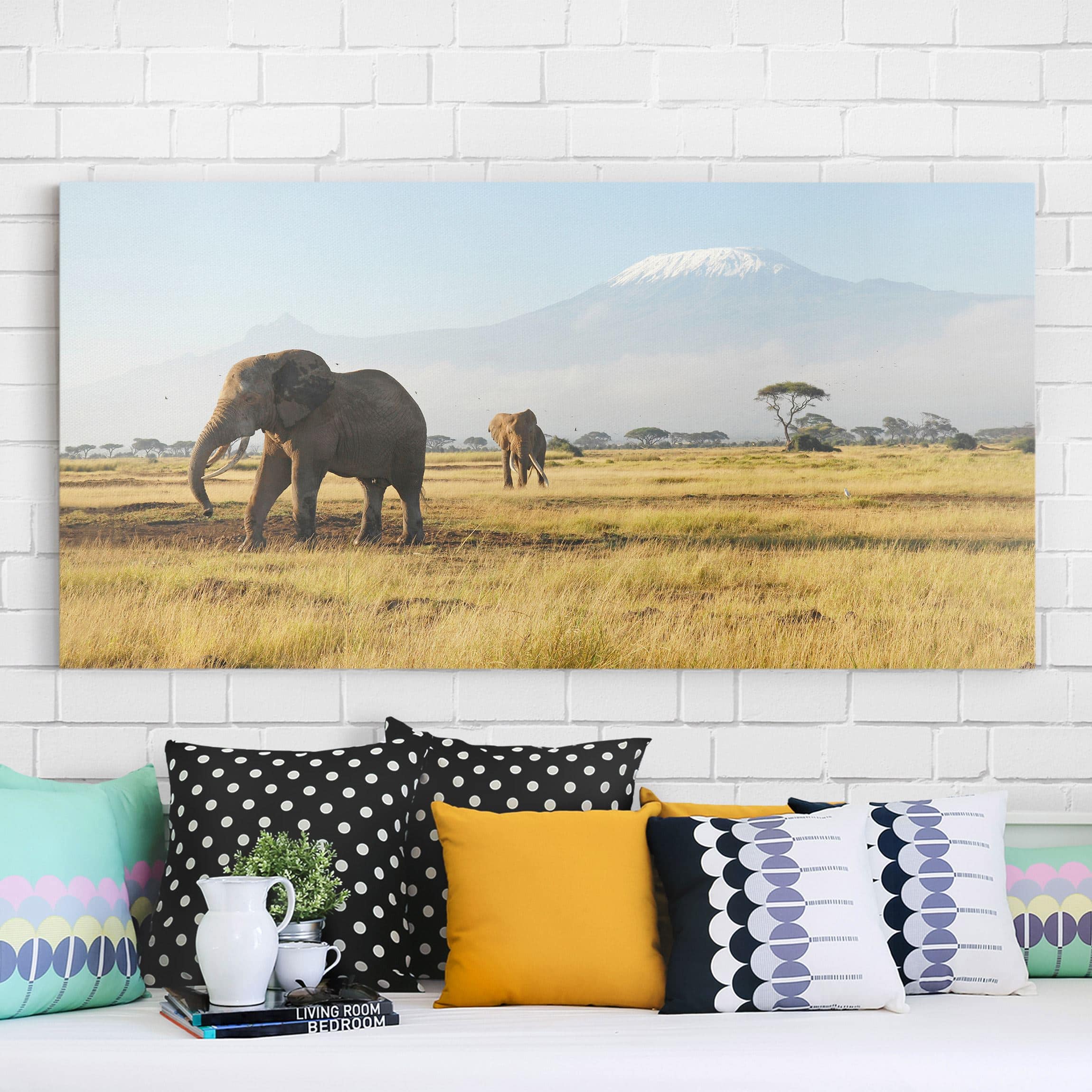 Leinwandbild - Querformat Elefanten vor dem Kilimanjaro in Kenya