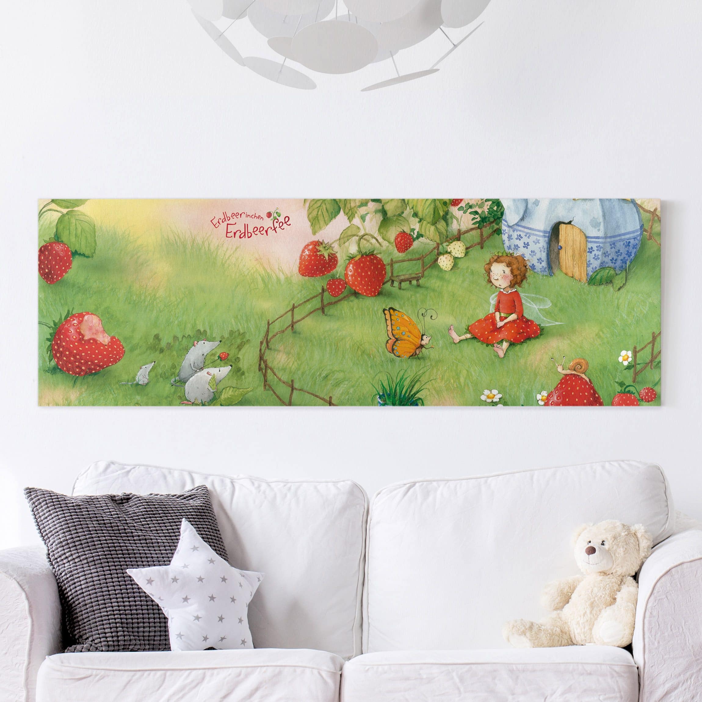 Leinwandbild Kinderzimmer Erdbeerinchen Erdbeerfee - Im Garten