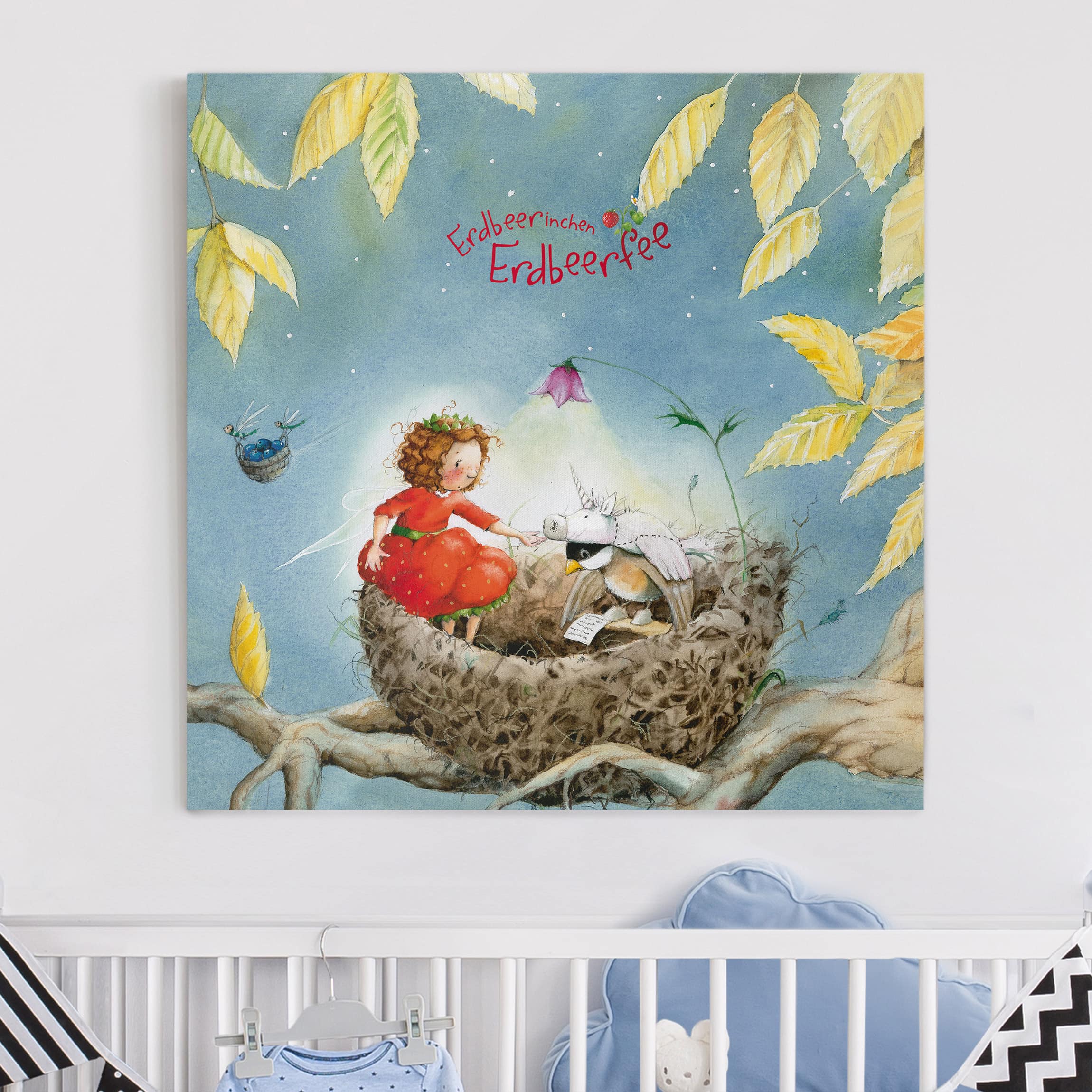 Leinwandbild - Quadrat Erdbeerinchen Erdbeerfee - Spatz