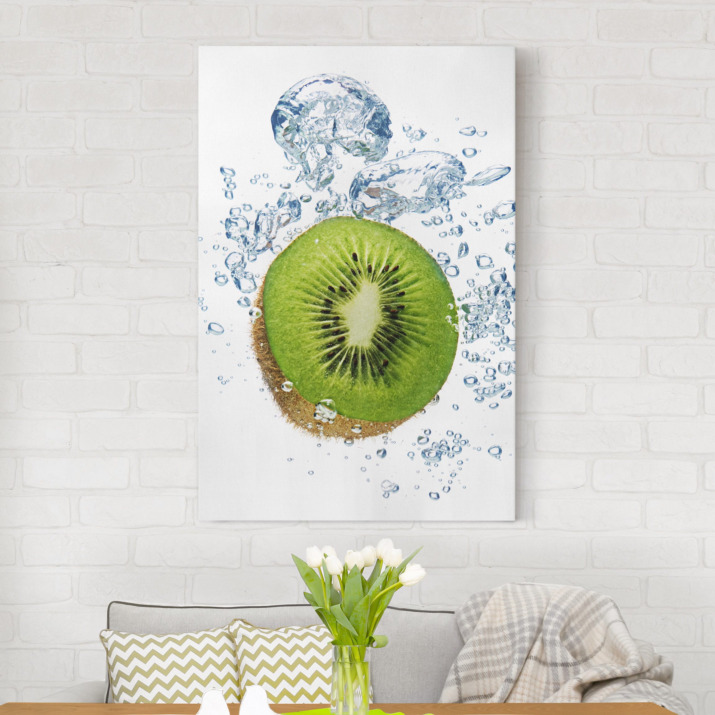 Leinwandbild - Hochformat Kiwi Bubbles