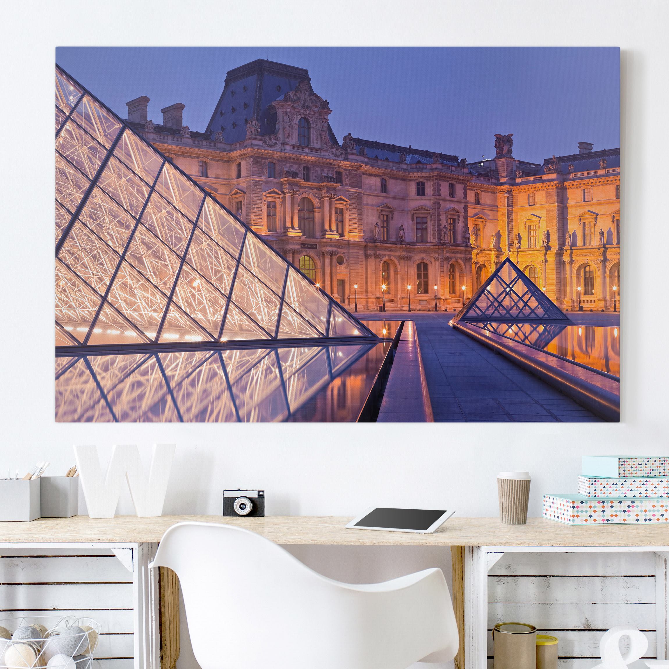 Leinwandbild - Querformat Louvre Paris bei Nacht