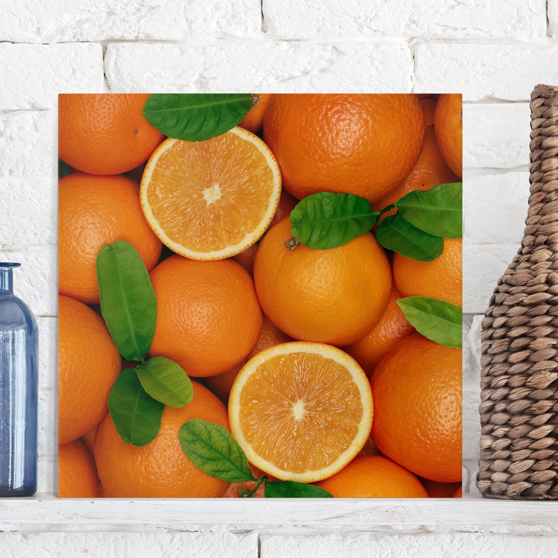 Leinwandbild - Quadrat Saftige Orangen