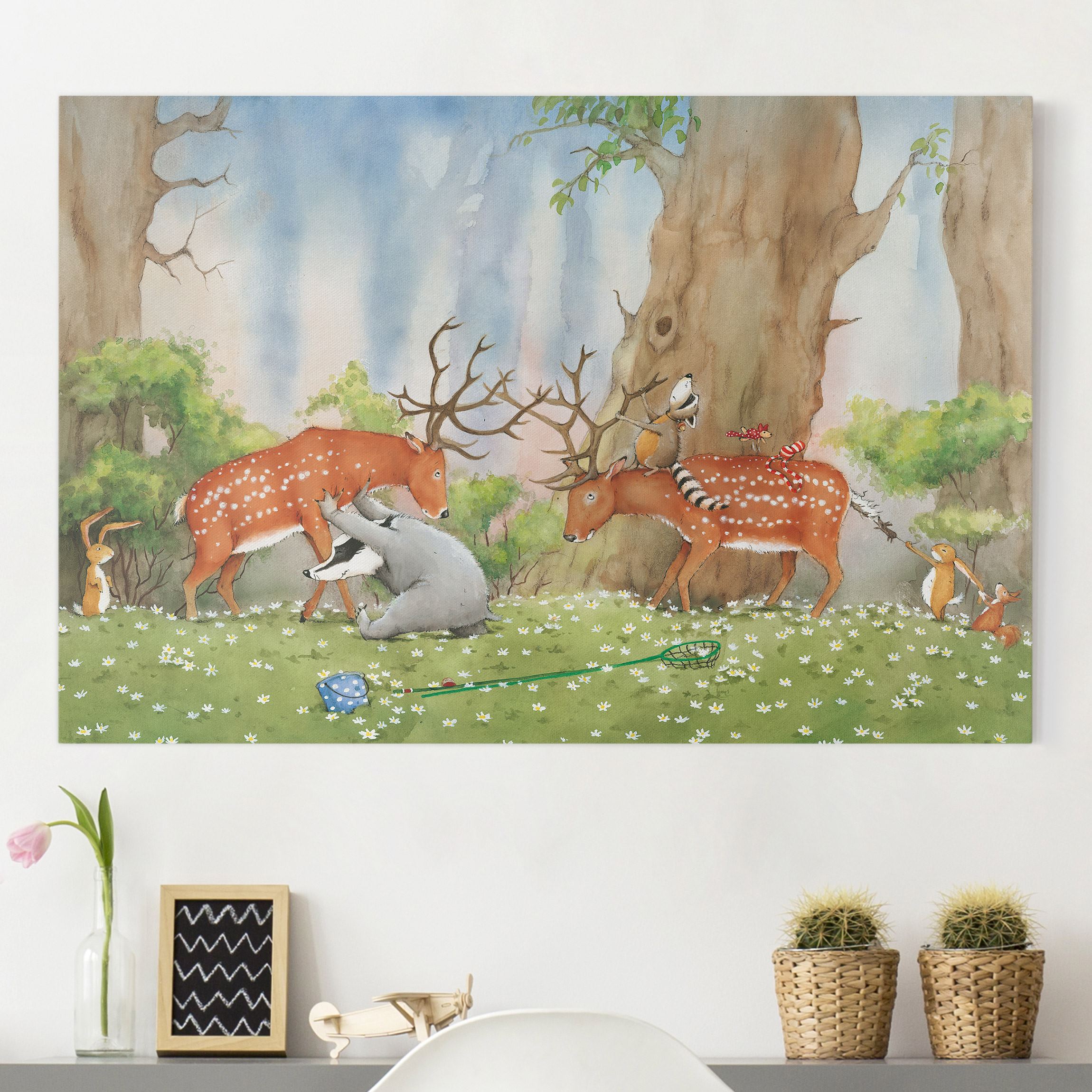 Leinwandbild Kinderzimmer Wassili Waschbär - Wassili hilft den Hirschen