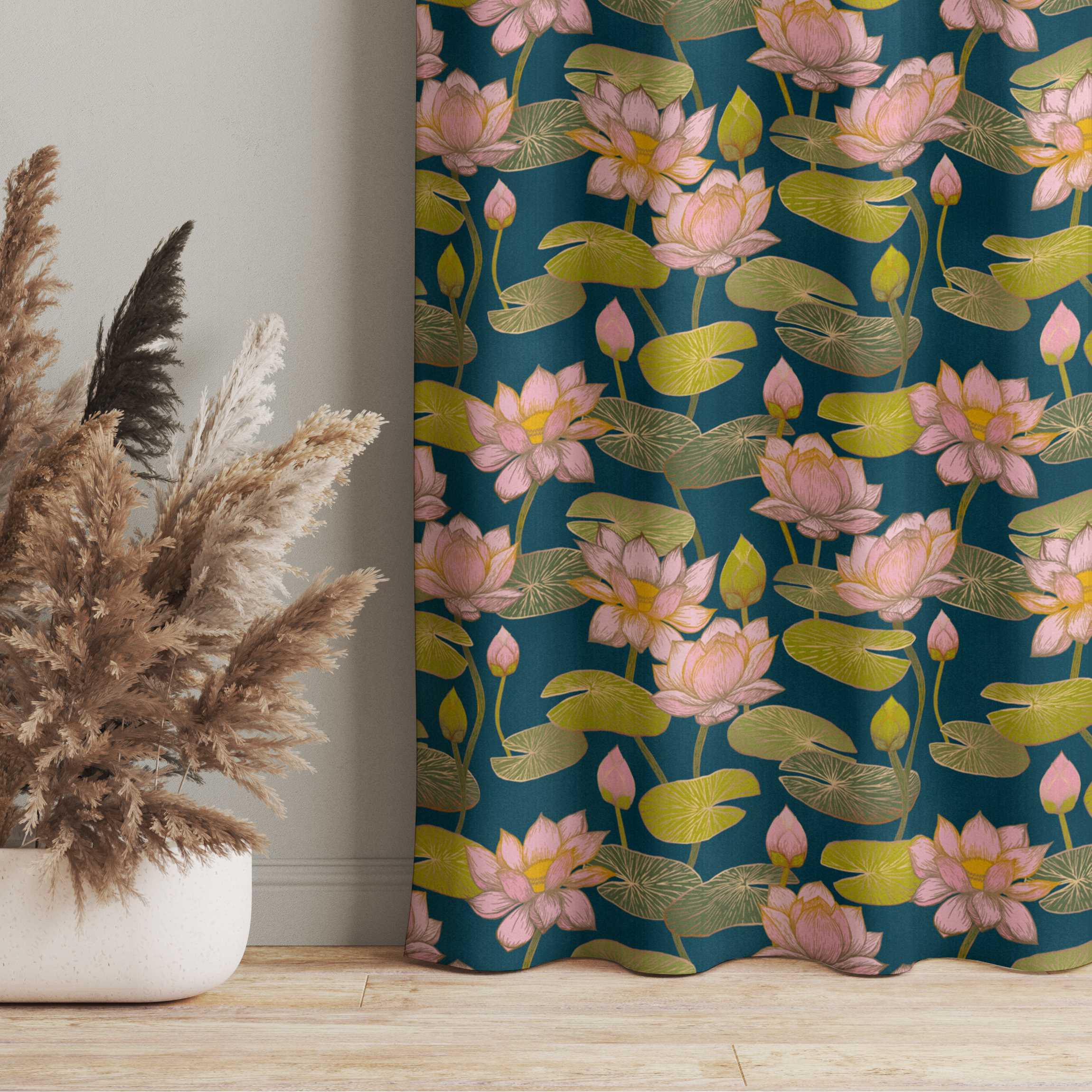 Vorhang Lotusblüten auf Blau