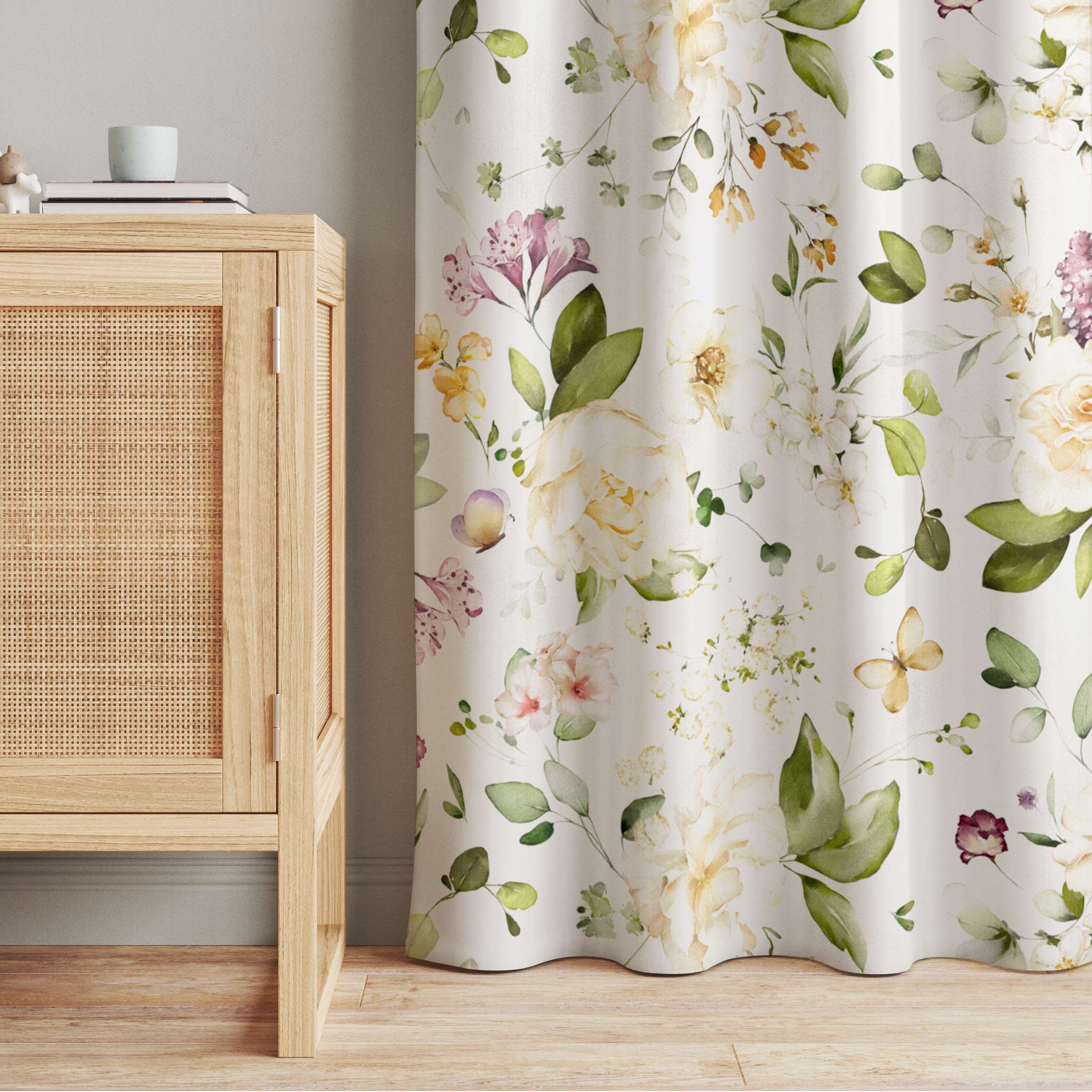 Vorhang Wildblumen und Weiße Rosen Aquarell Muster