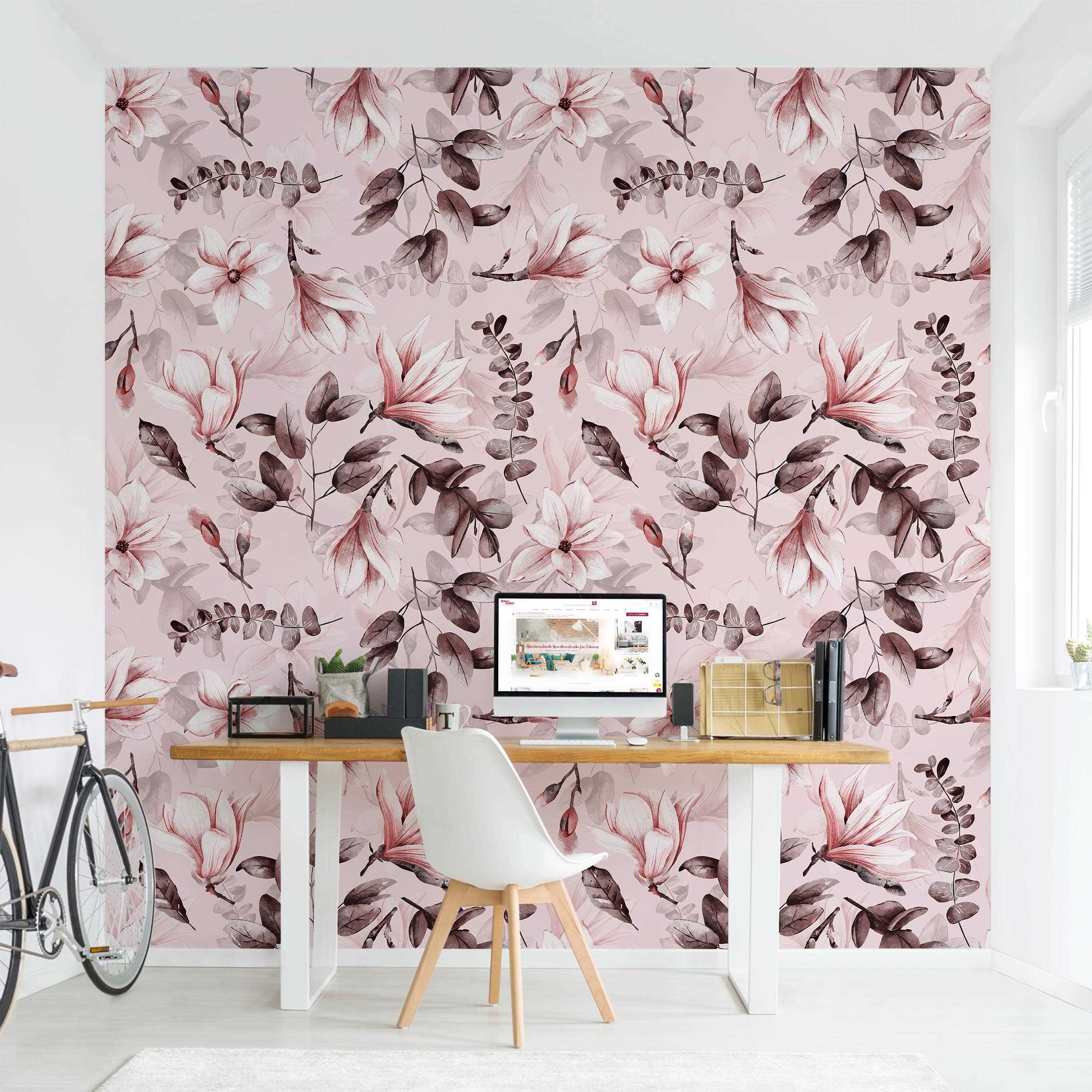 Mustertapete Blüten mit Grauen Blättern vor Rosa