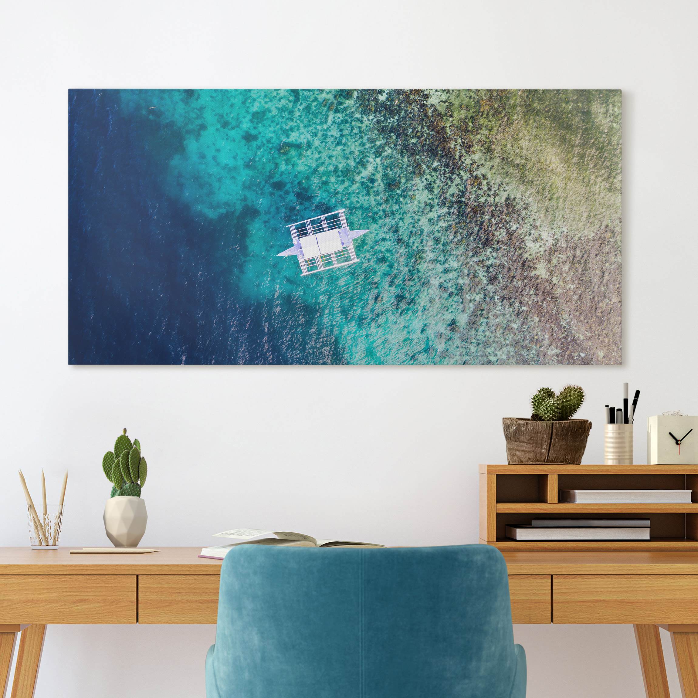 Leinwandbild Boot auf dem Meer Draufsicht