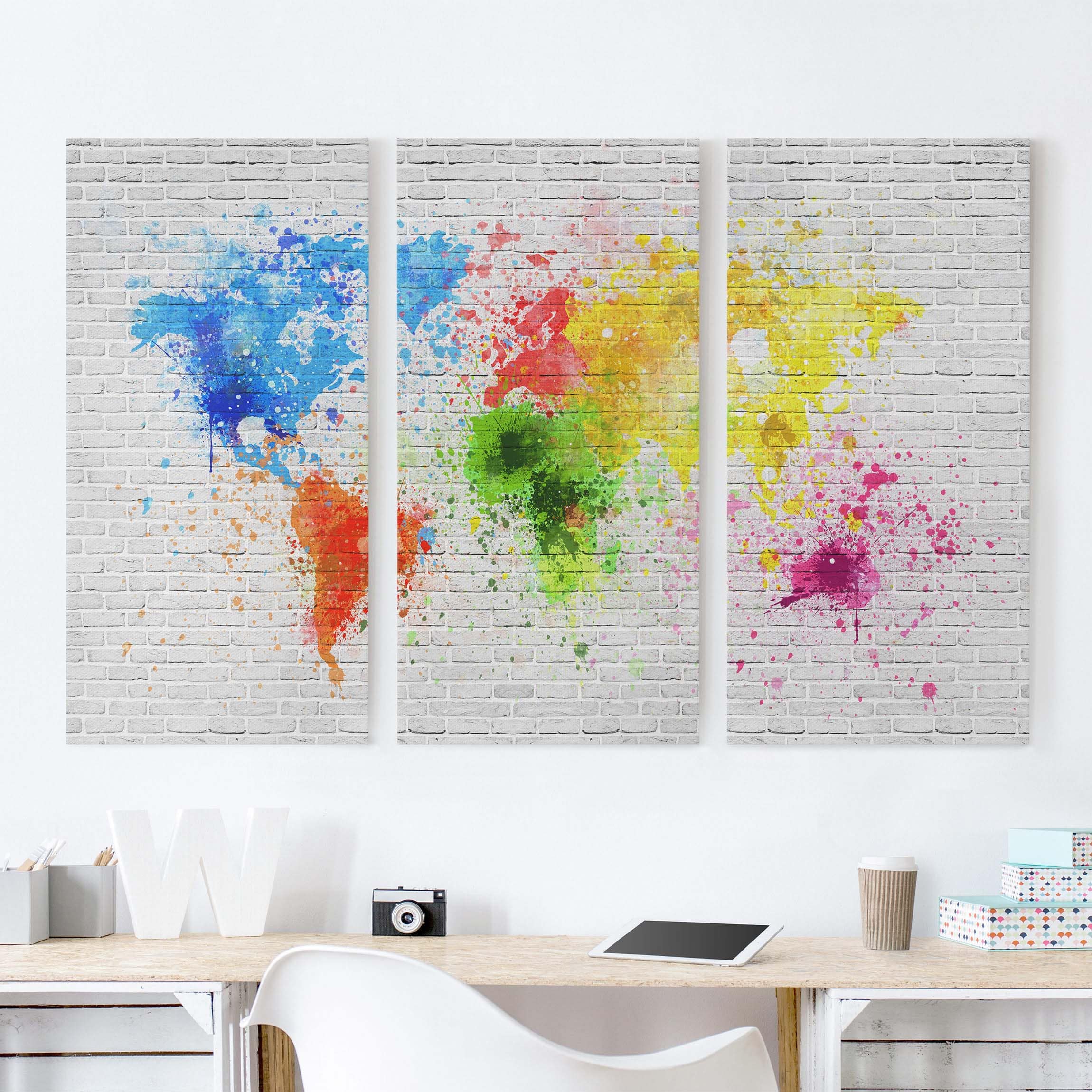 3-teiliges Leinwandbild Weltkarte Weiße Backsteinwand Weltkarte