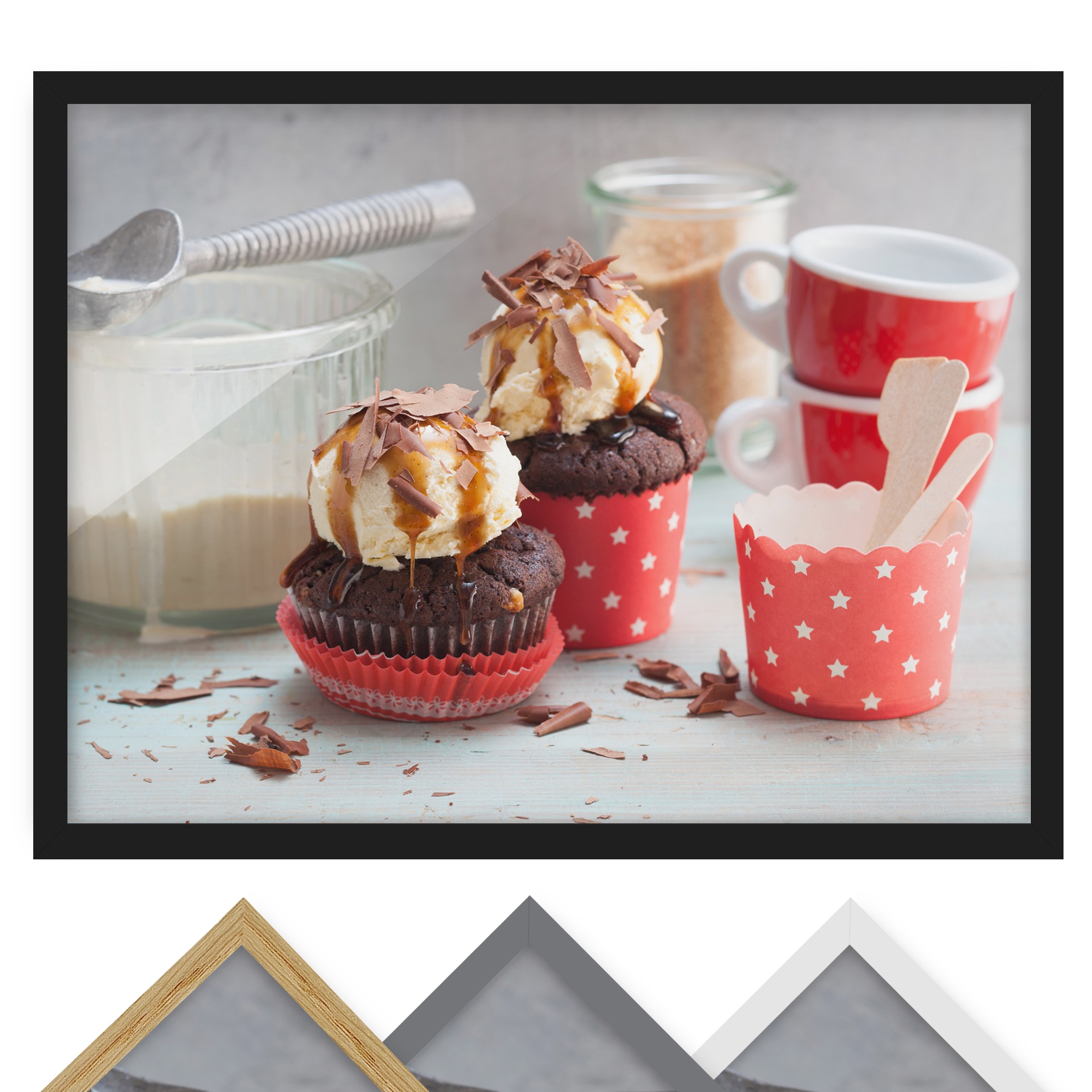 Bild mit Rahmen - Querformat Vintage Cupcakes mit Eis