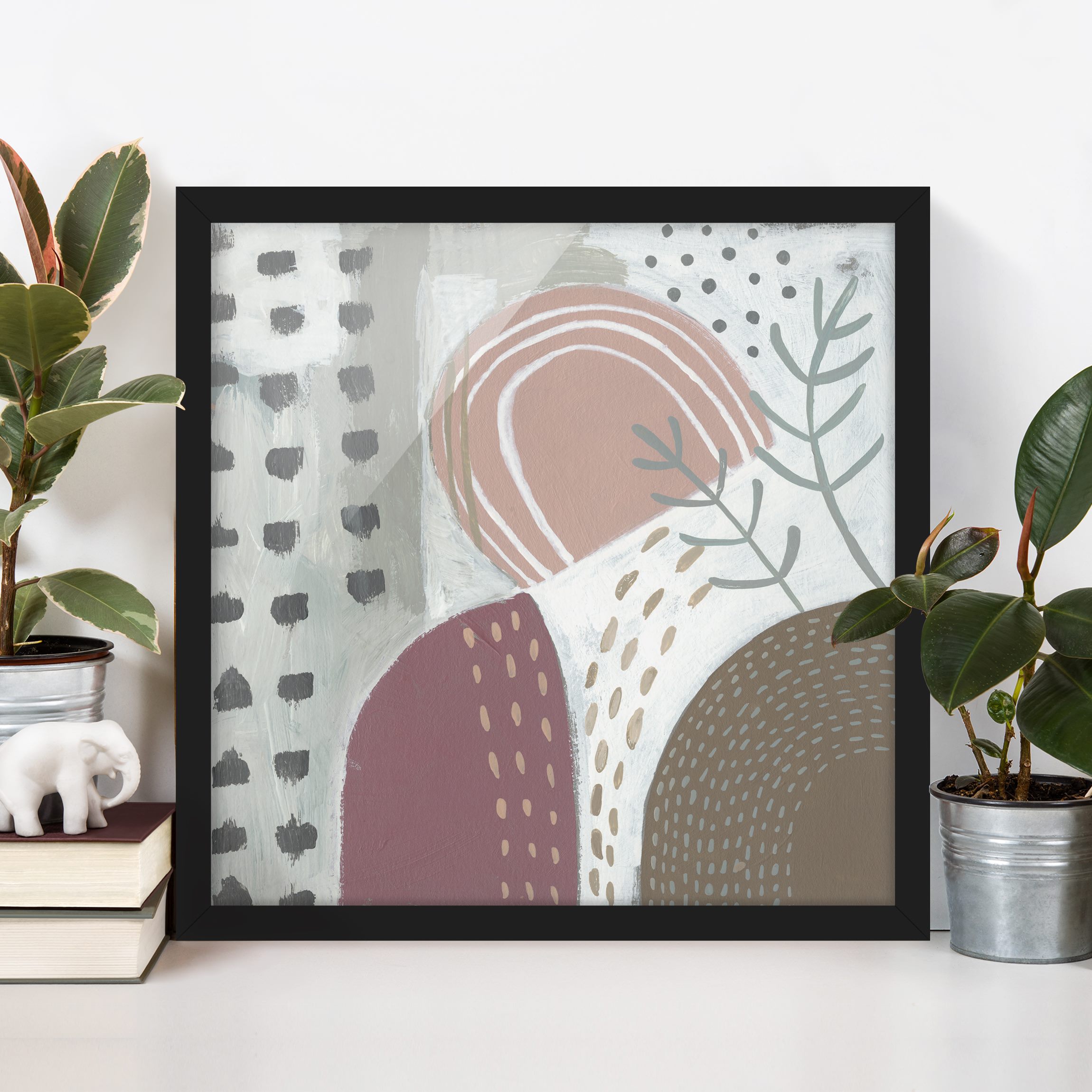 Abstraktes Bild mit Rahmen Karneval der Formen in Beere I