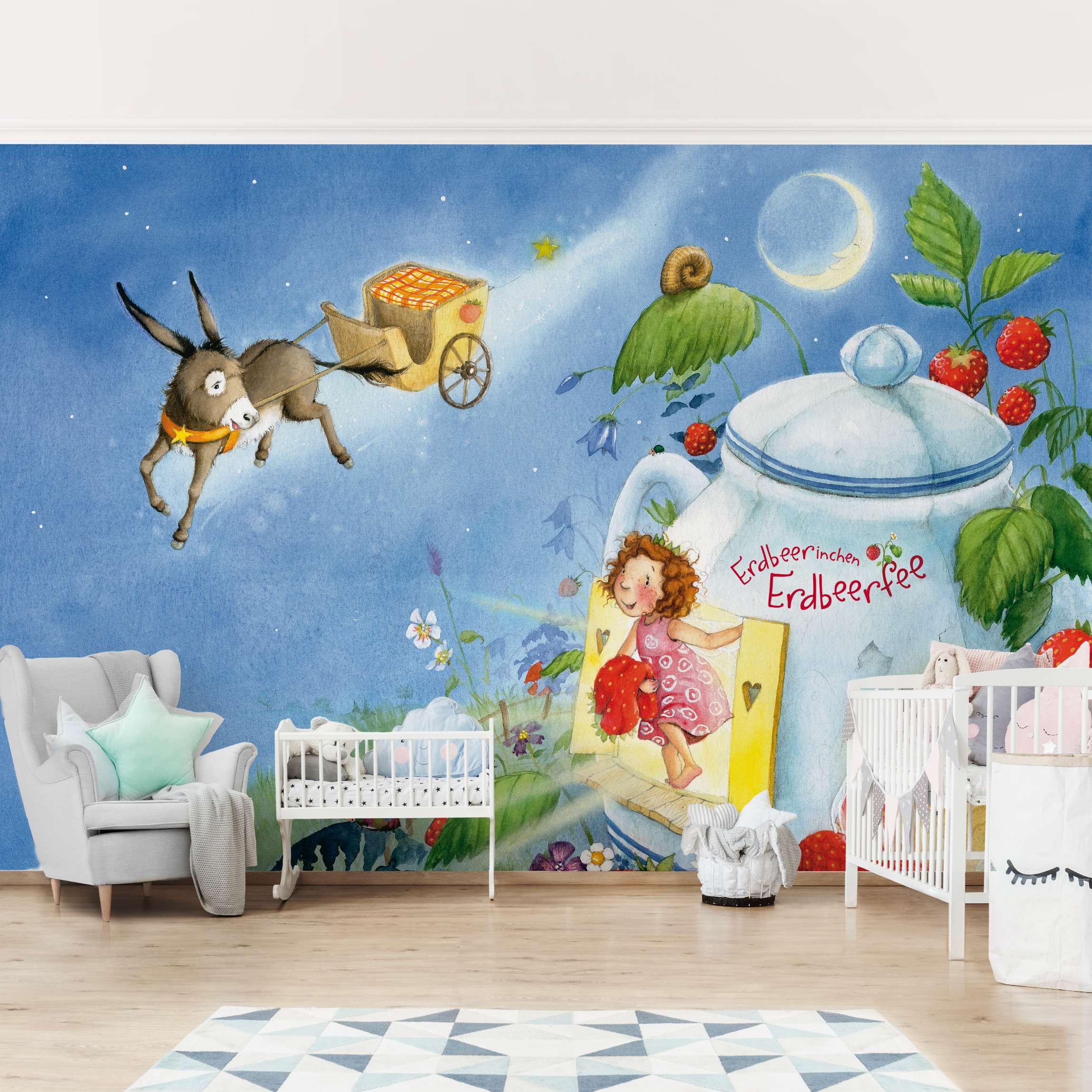 Fototapete Kinderzimmer Erdbeerinchen Erdbeerfee - Traumeselchen Casimir