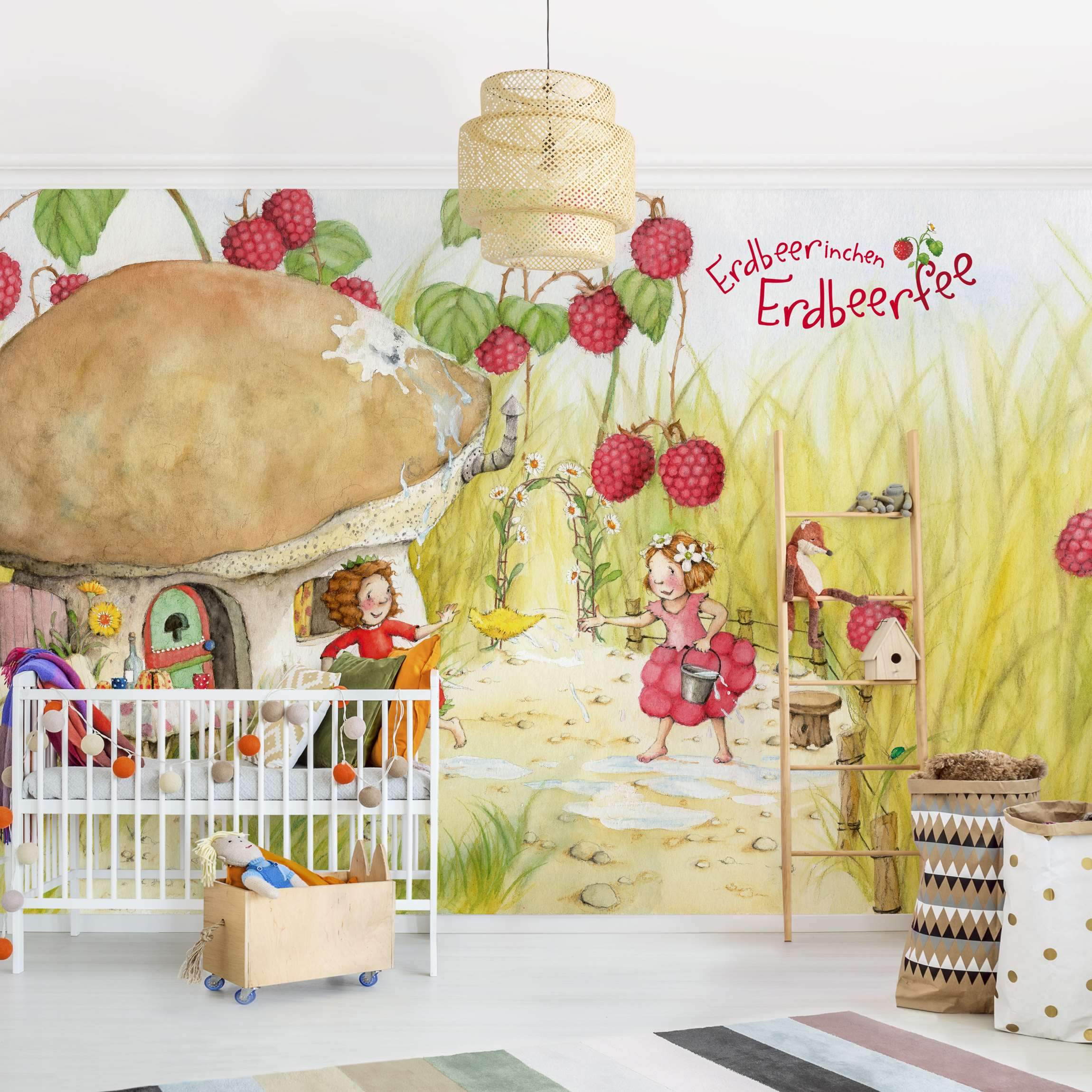 Fototapete Kinderzimmer Erdbeerinchen Erdbeerfee - Unter dem Himbeerstrauch