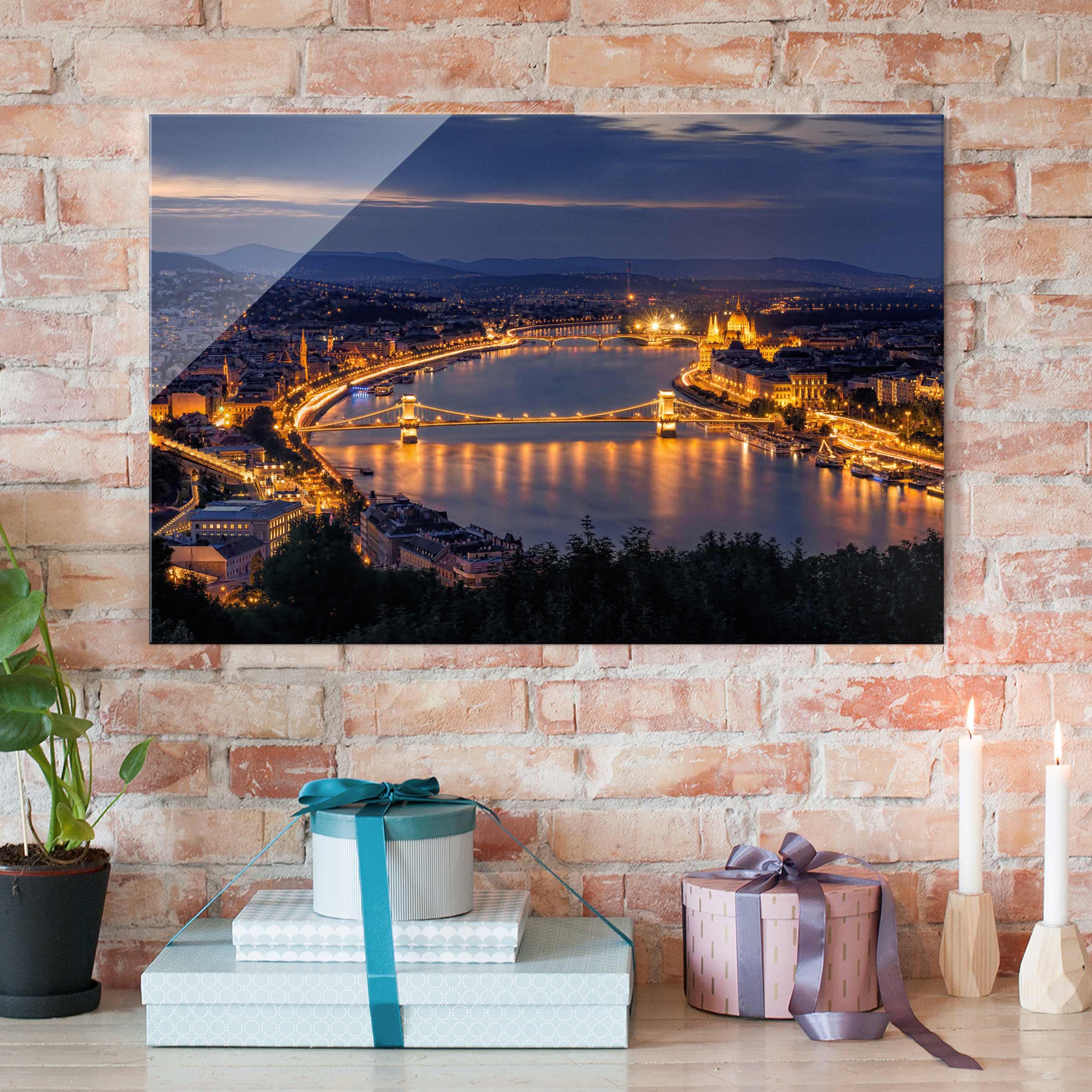 Glasbild - Querformat Blick über Budapest