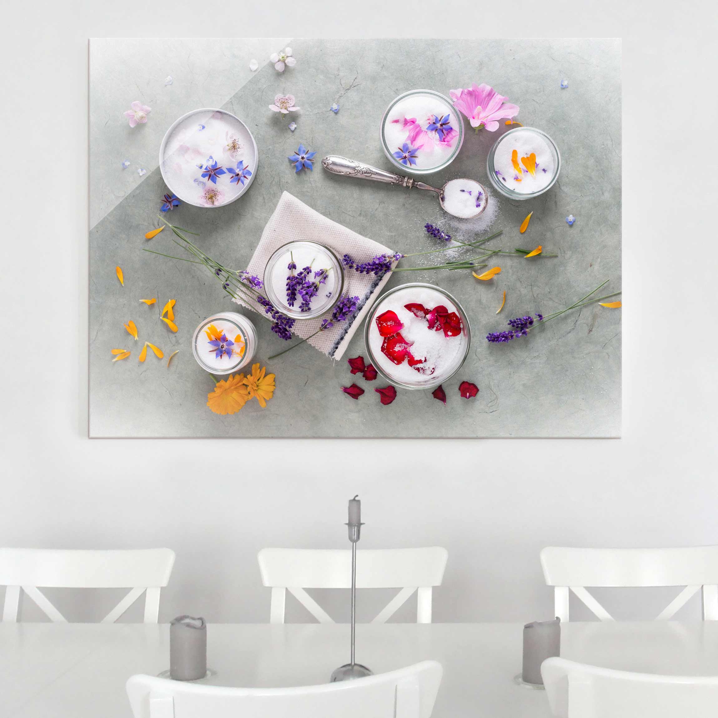 Glasbild - Querformat Essbare Blüten mit Lavendelzucker