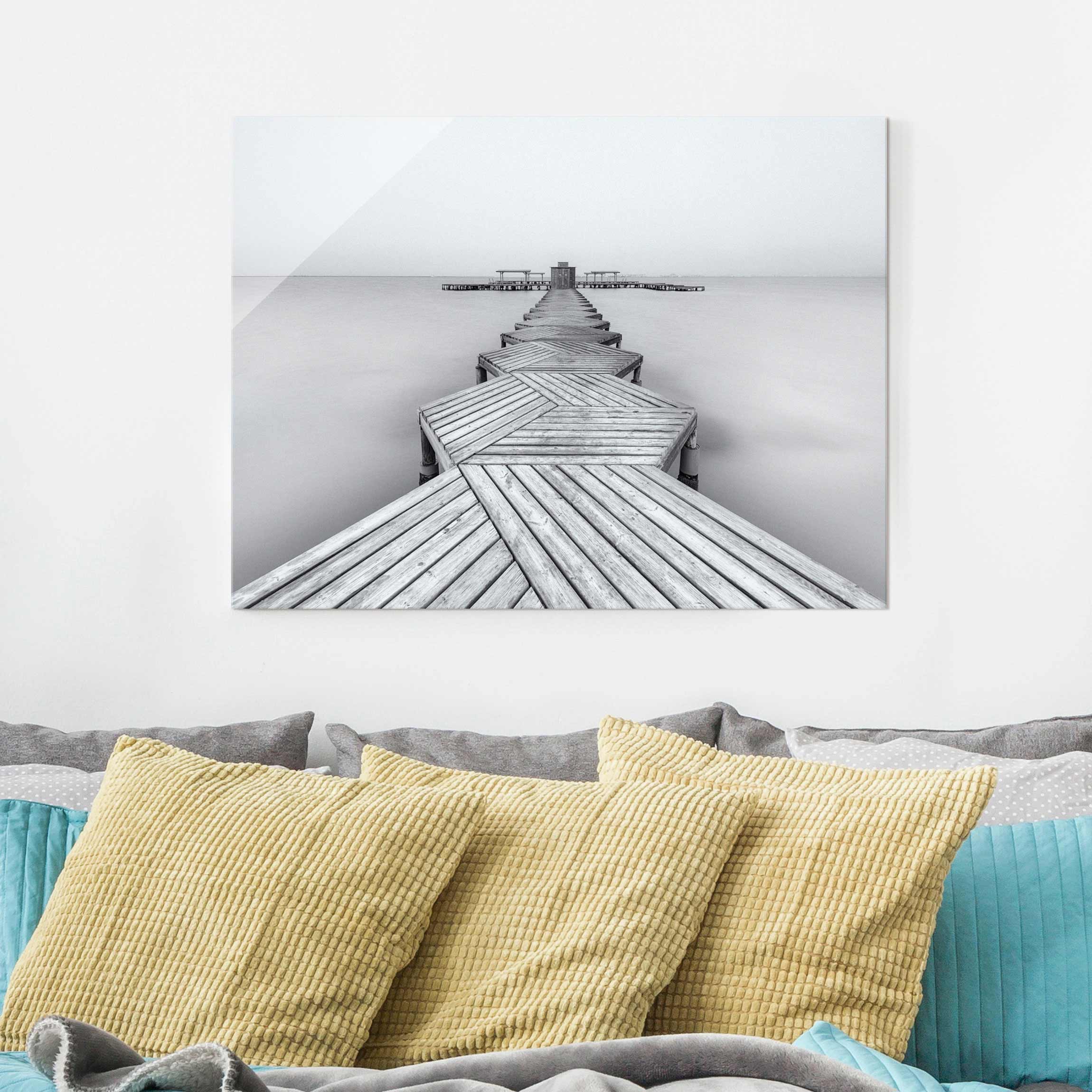 Glasbild Schwarz-Weiß Hölzerner Pier und Schwarz-weiß