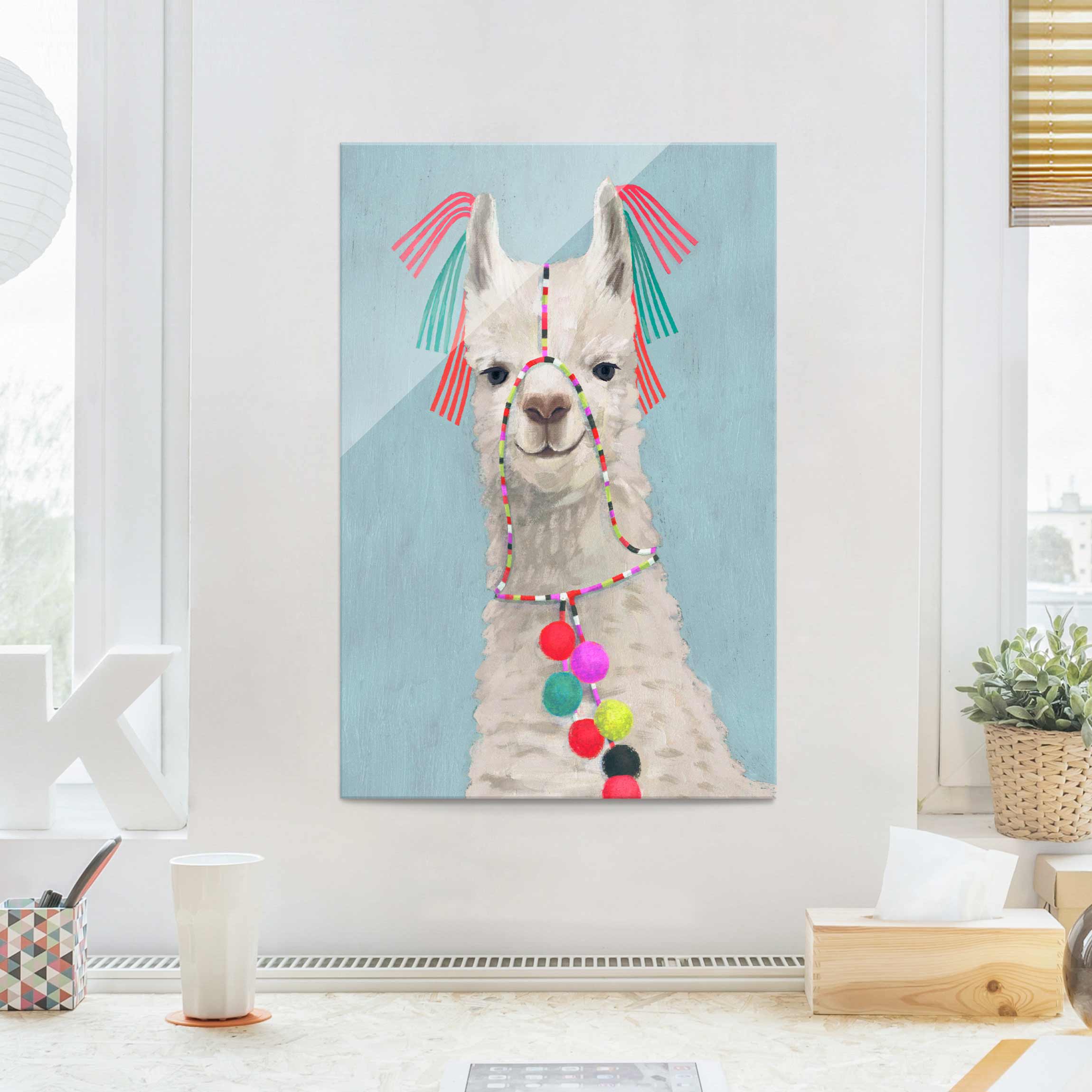 Glasbild - Hochformat Lama mit Schmuck II