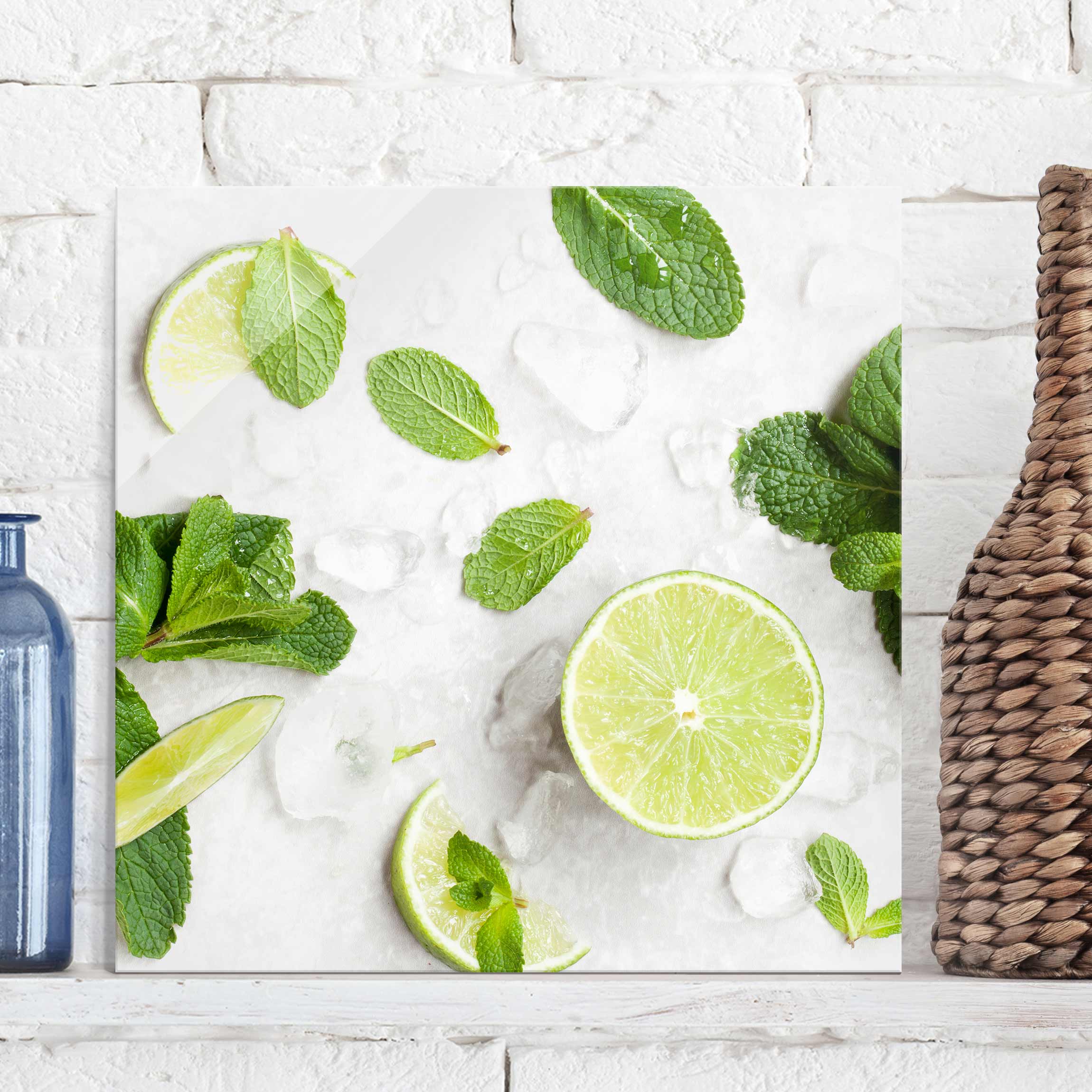 Glasbild Küche Limetten Minze auf Eiswürfel