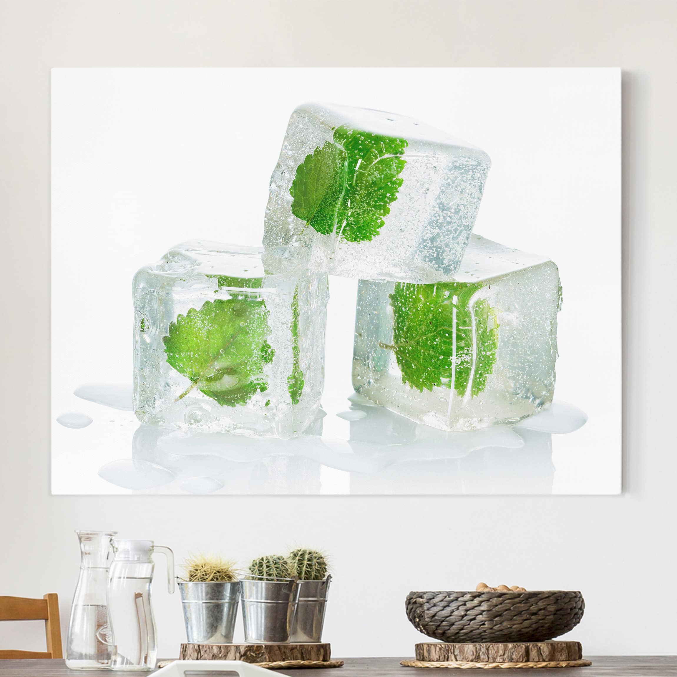 Leinwandbild Küche Drei Eiswürfel mit Melisse
