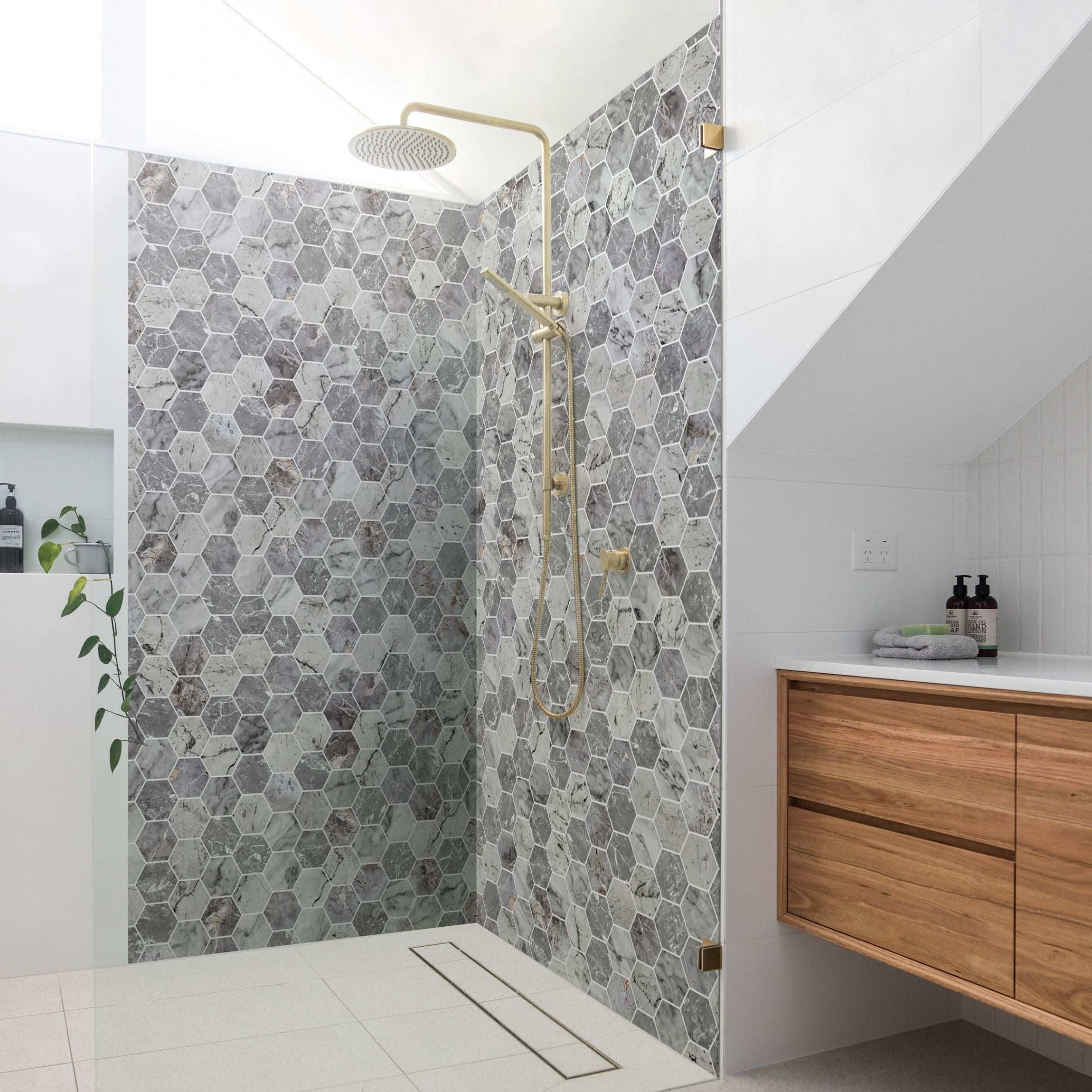Duschrückwand Marmor Hexagon Fliesen - Grau