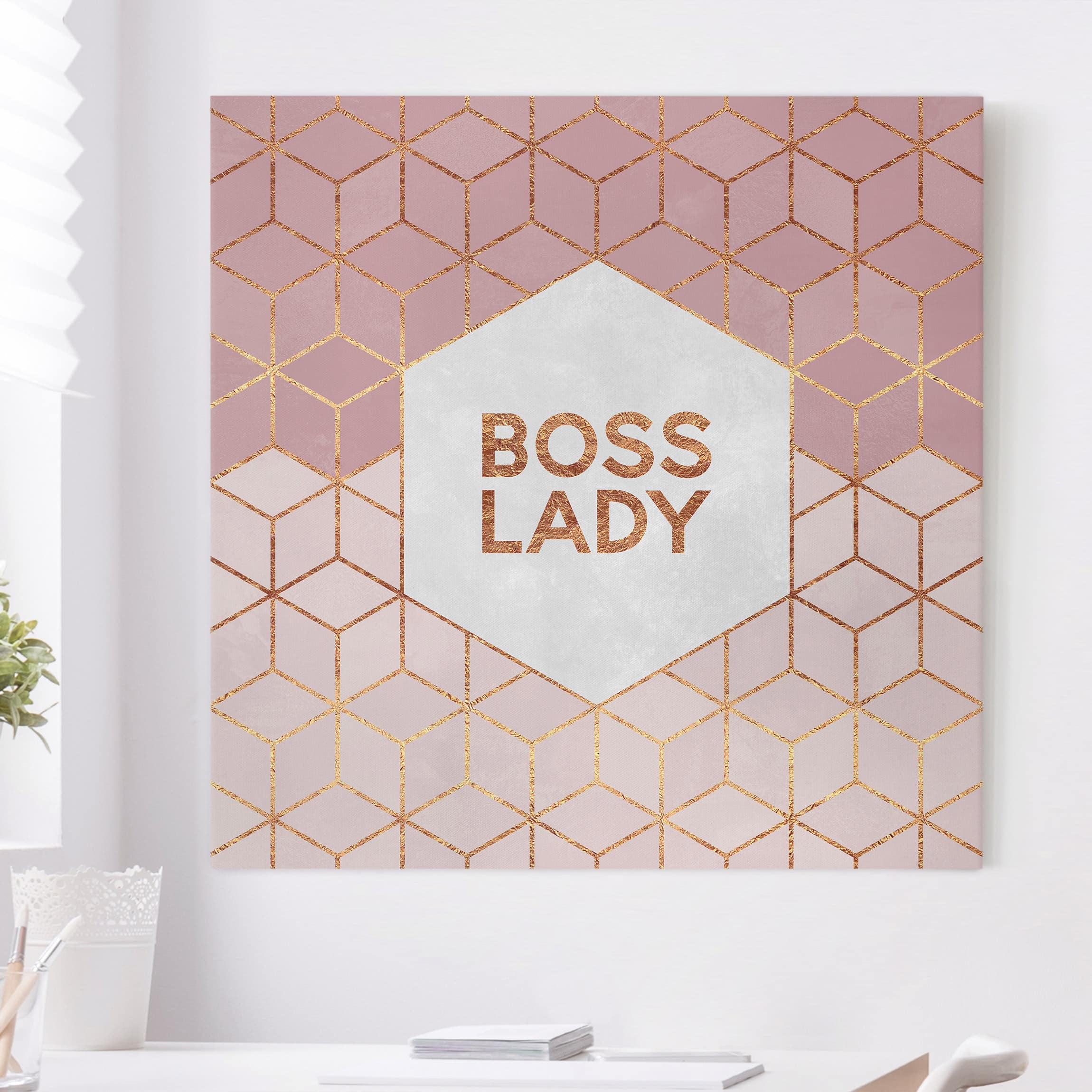 Leinwandbild - Quadrat Boss Lady Sechsecke Rosa