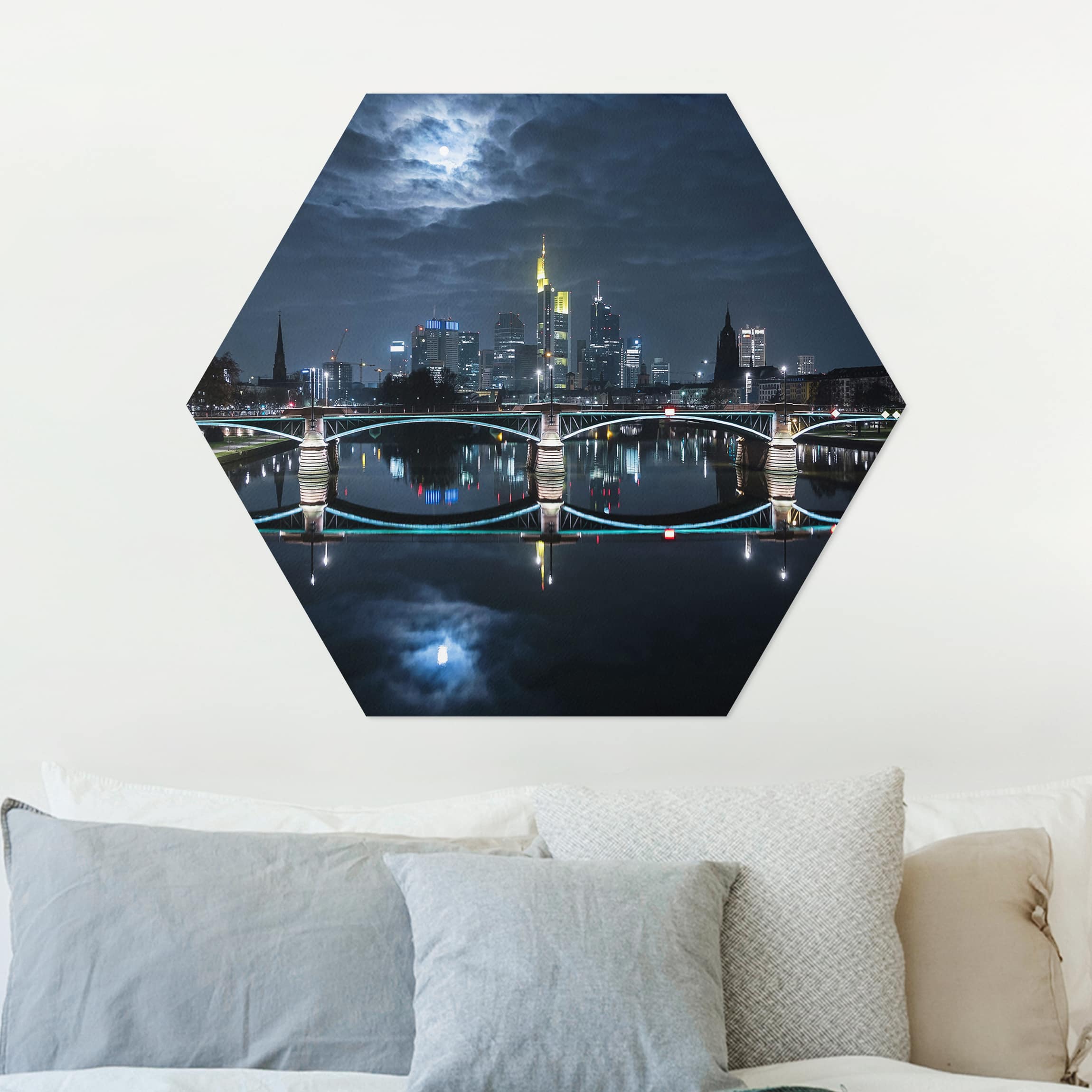 Hexagon-Alu-Dibond Bild Frankfurt bei Vollmond