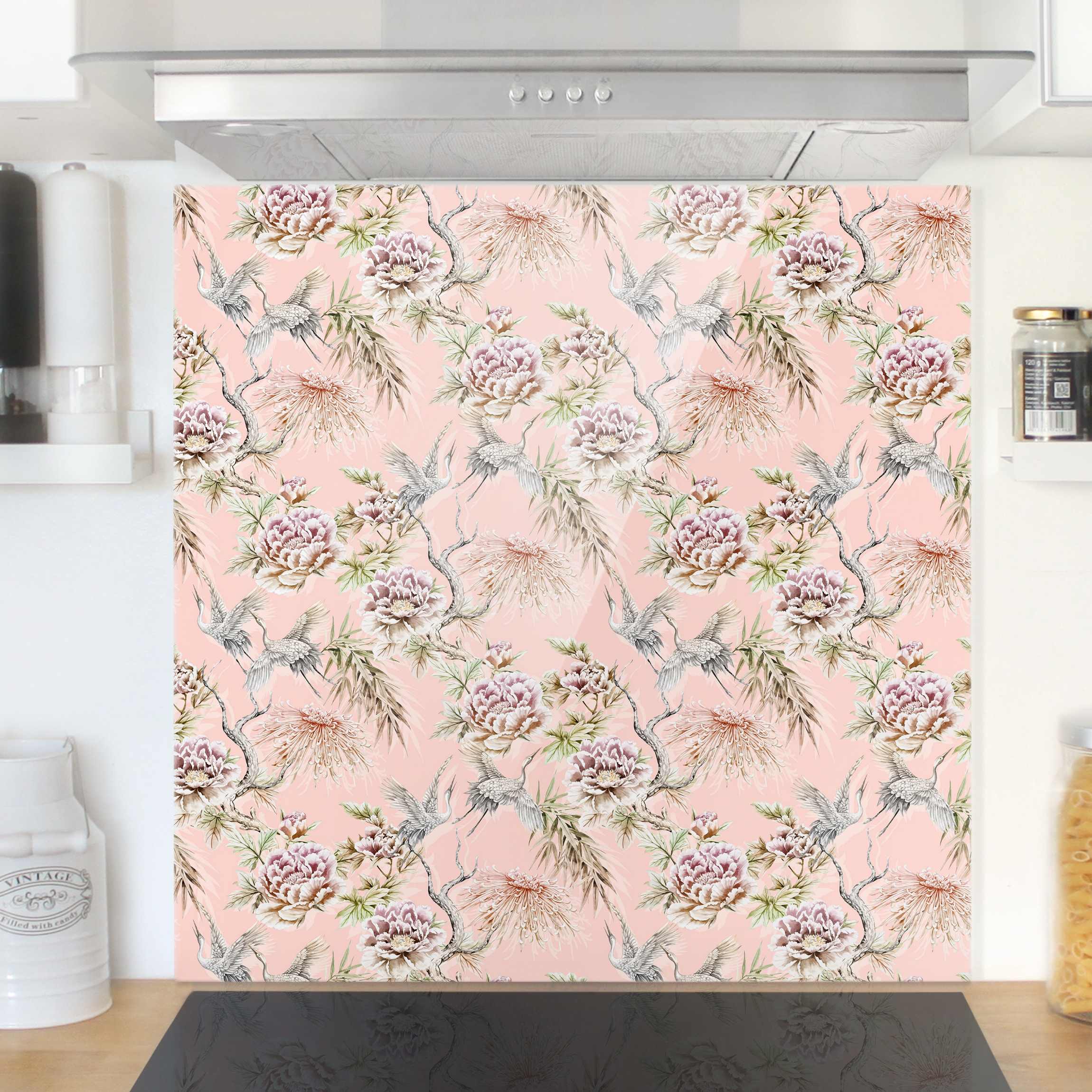 Glas Spritzschutz Aquarell Vögel mit großen Blüten vor Rosa