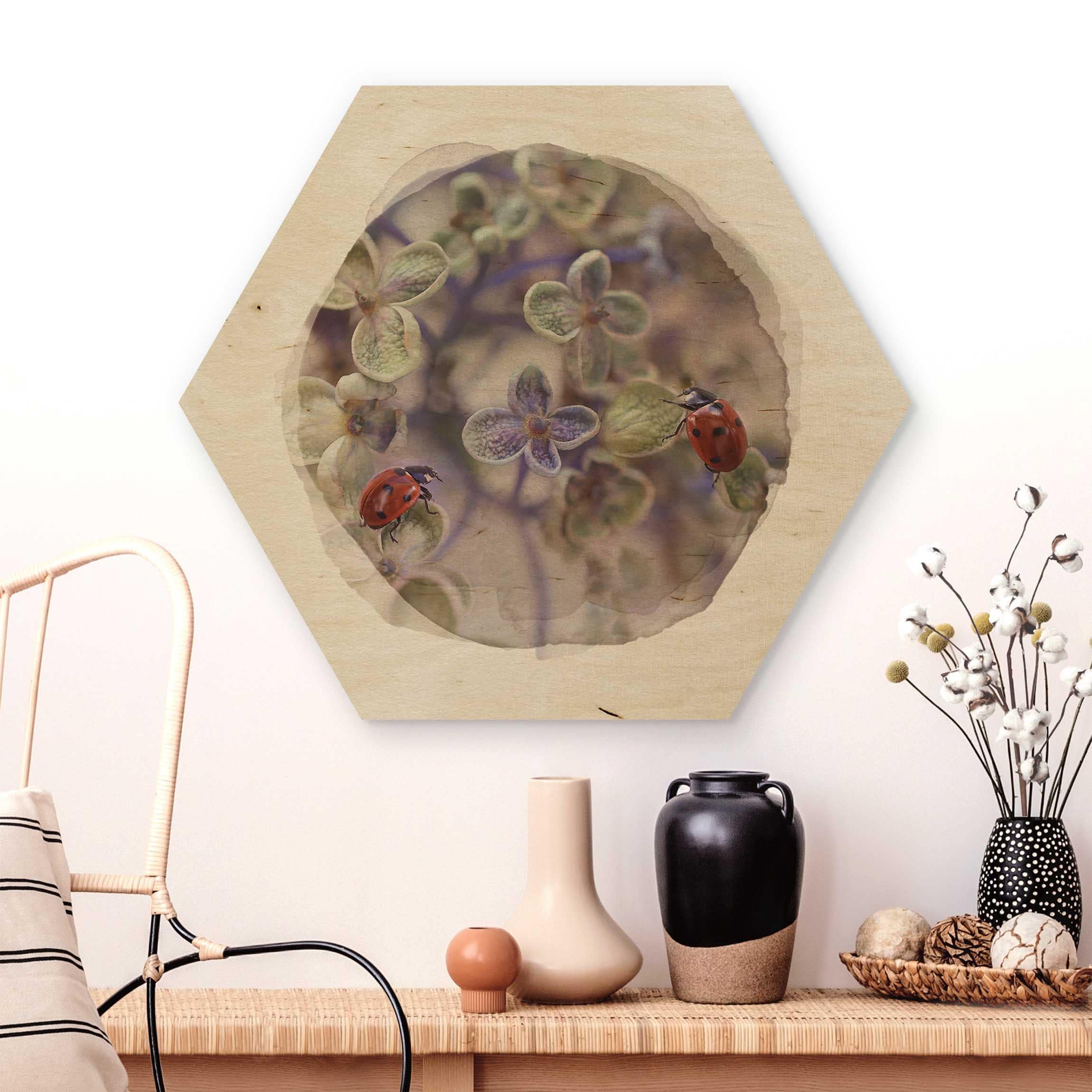 Hexagon-Holzbild Wasserfarben - Marienkäfer im Garten