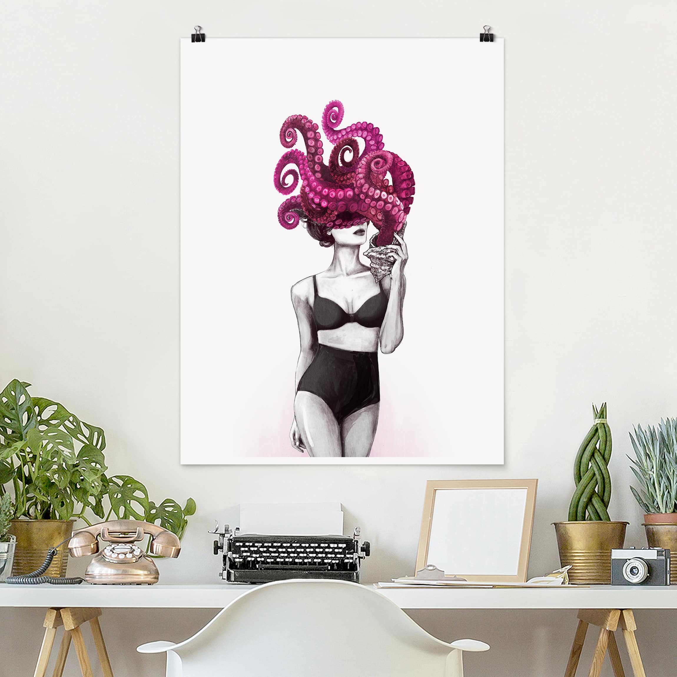 Poster Illustration Frau in Unterwäsche Schwarz Weiß Oktopus