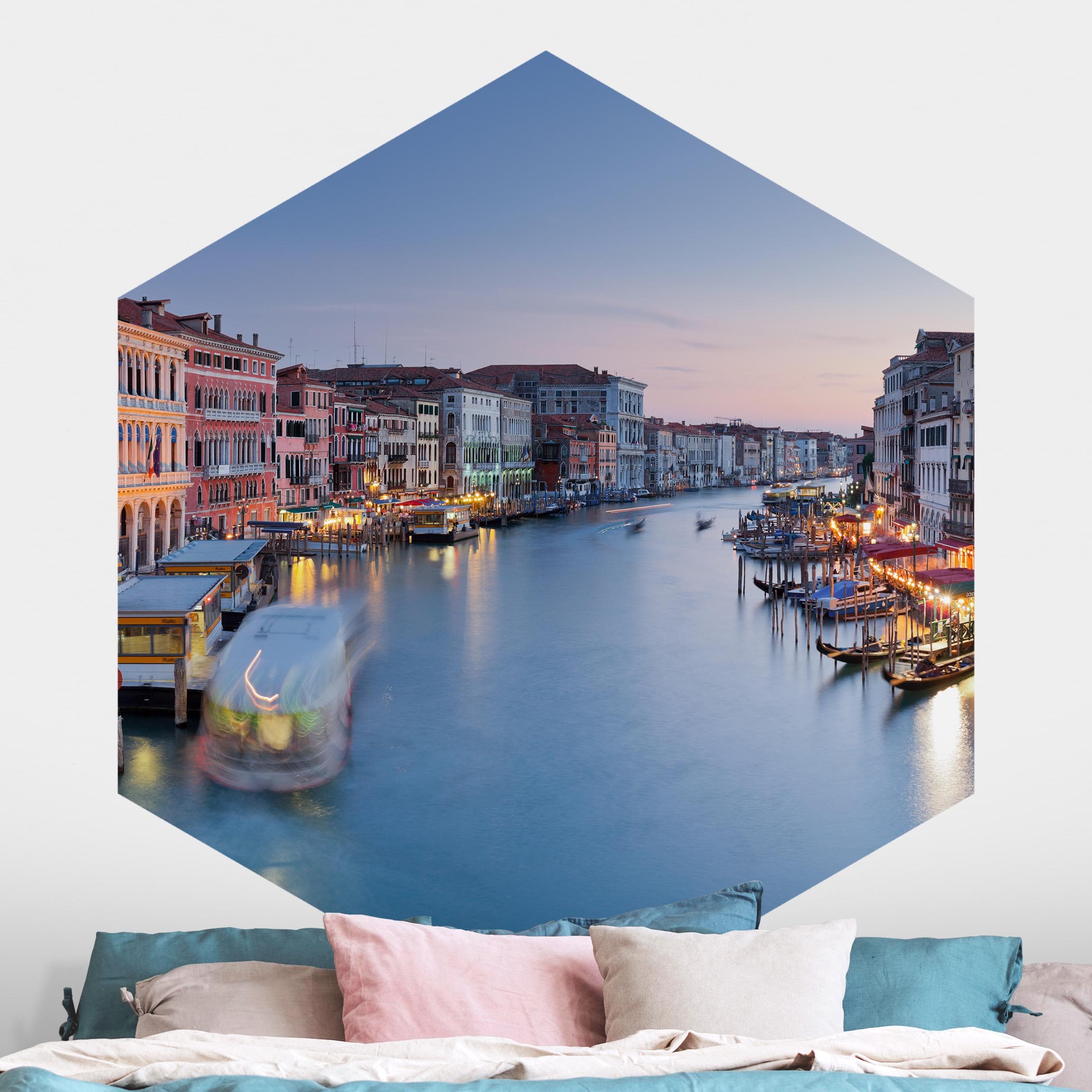 Hexagon Fototapete selbstklebend Abendstimmung auf Canal Grande in Venedig