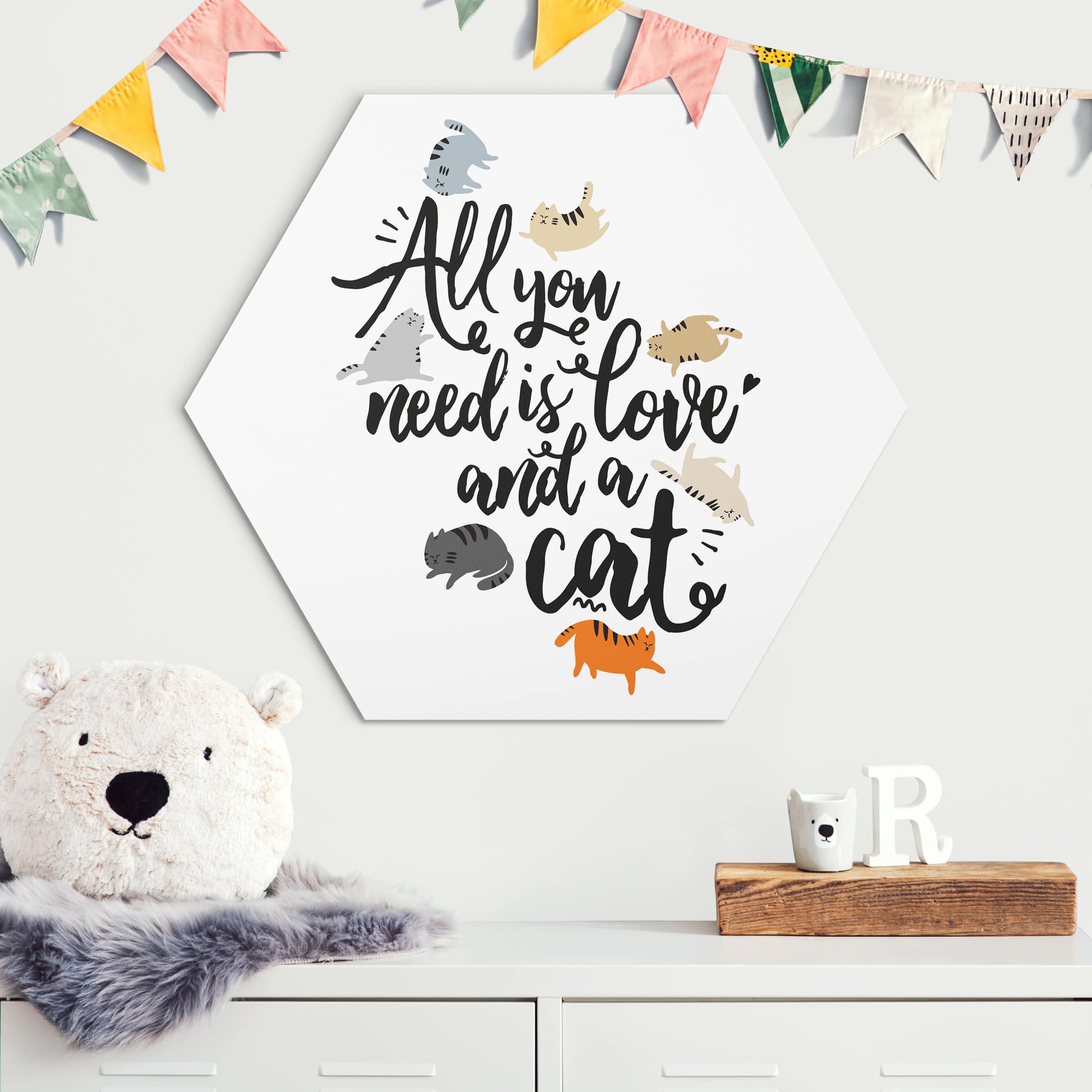 Hexagon-Alu-Dibond Bild All you need is love and a cat