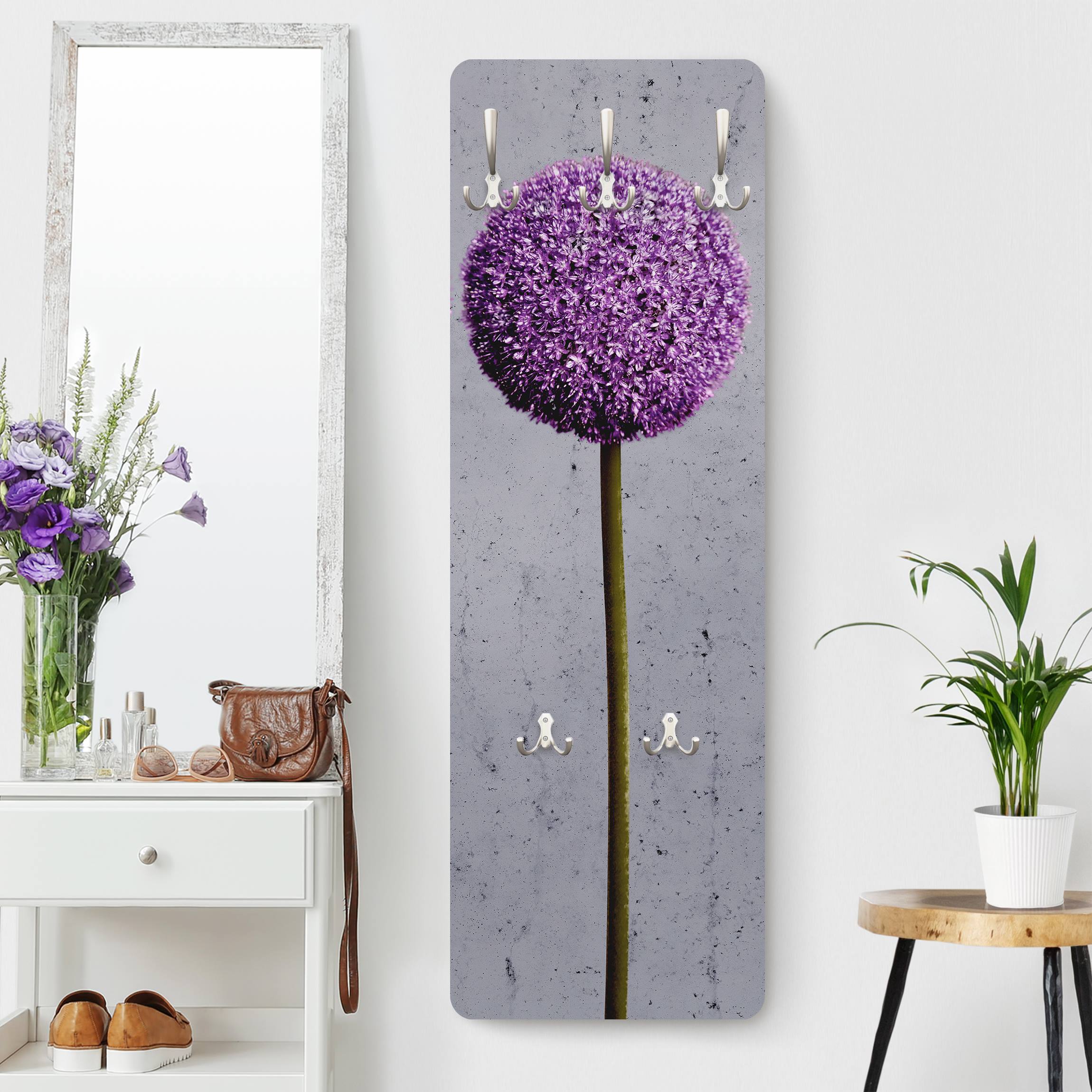 Wandgarderobe Holzpaneel Allium Kugel-Blüten