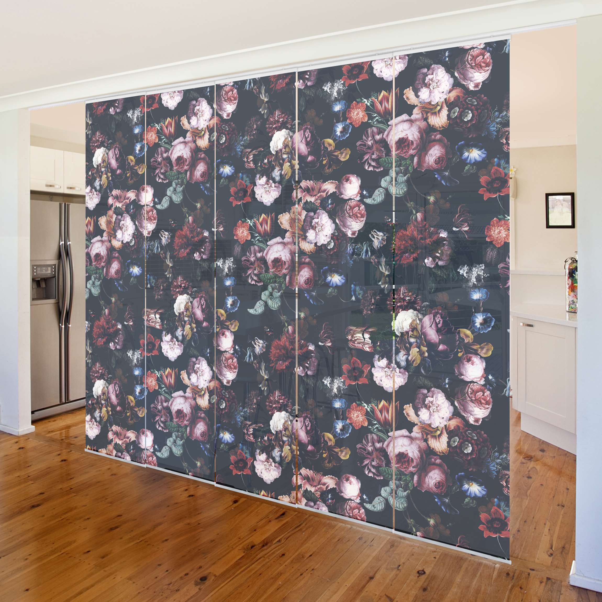 Schiebegardine Altmeisterliche Blüten mit Tulpen und Rosen auf Dunkelgrau