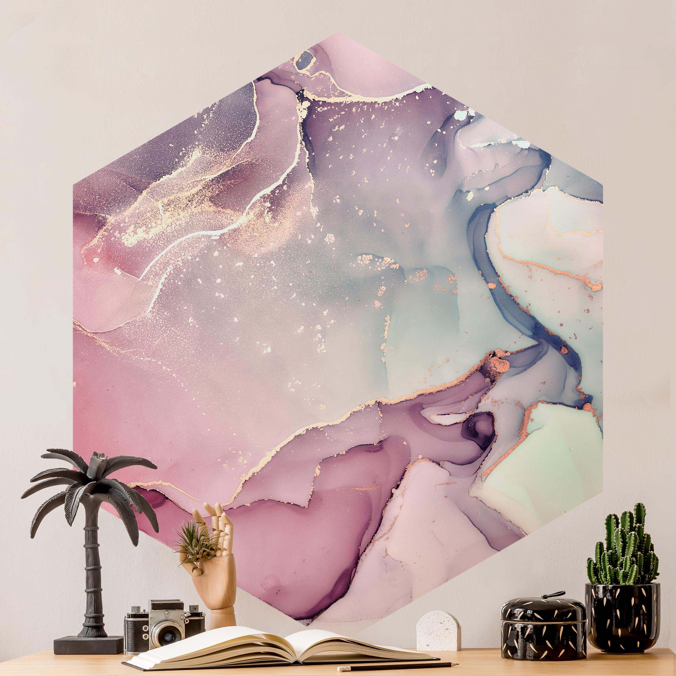 Hexagon Tapete selbstklebend Aquarell Pastell Rosa mit Gold