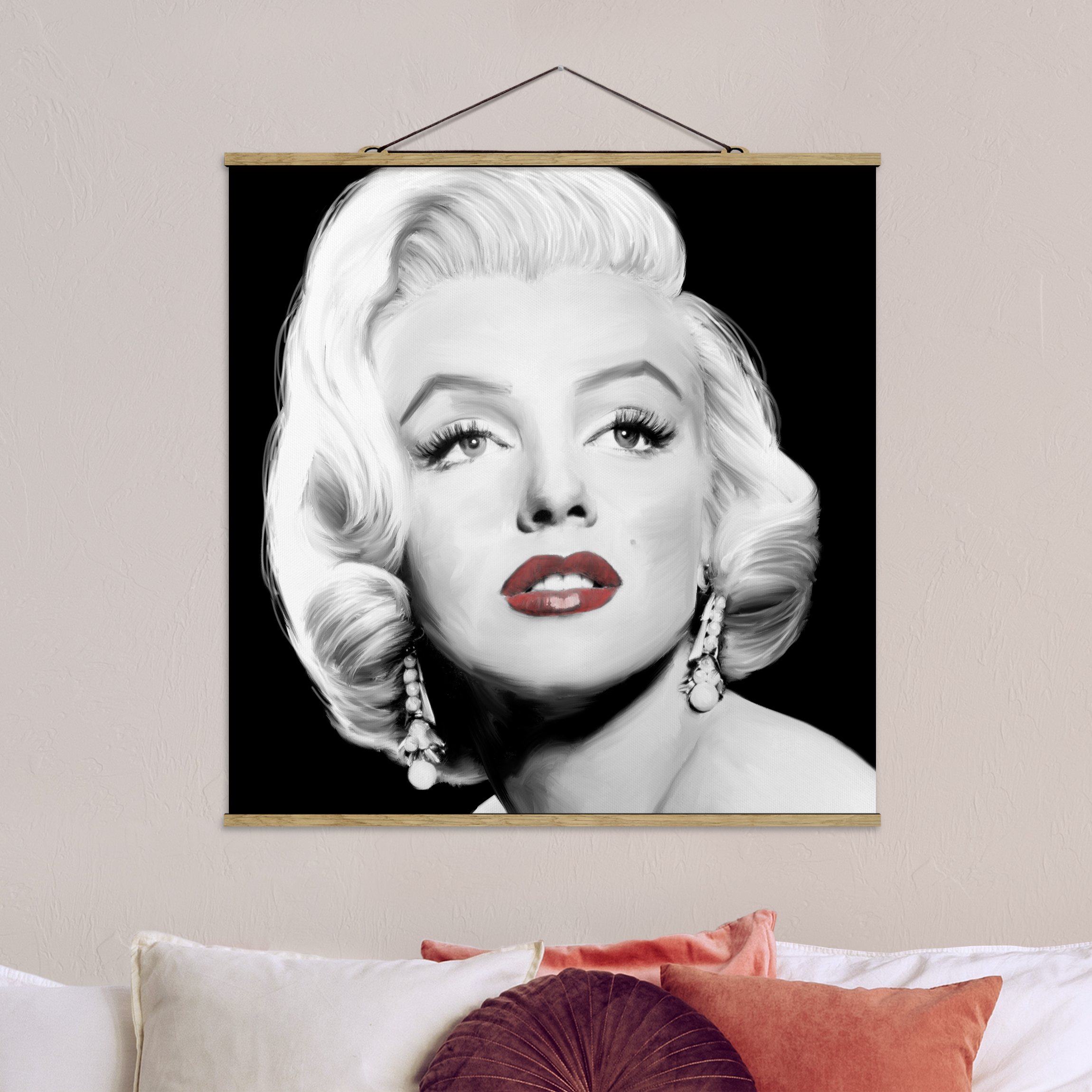 Stoffbild mit Posterleisten Marilyn mit Ohrschmuck