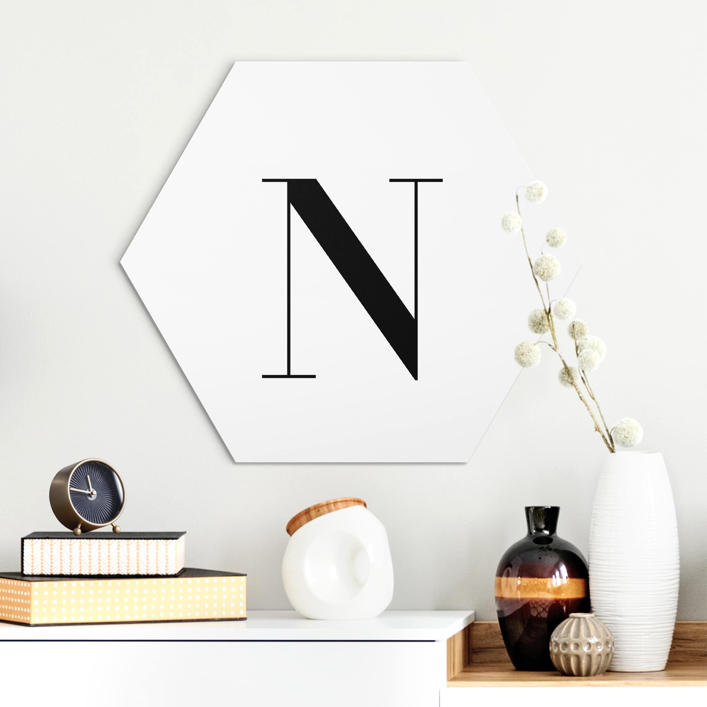Hexagon-Alu-Dibond Bild Buchstabe Serif Weiß N