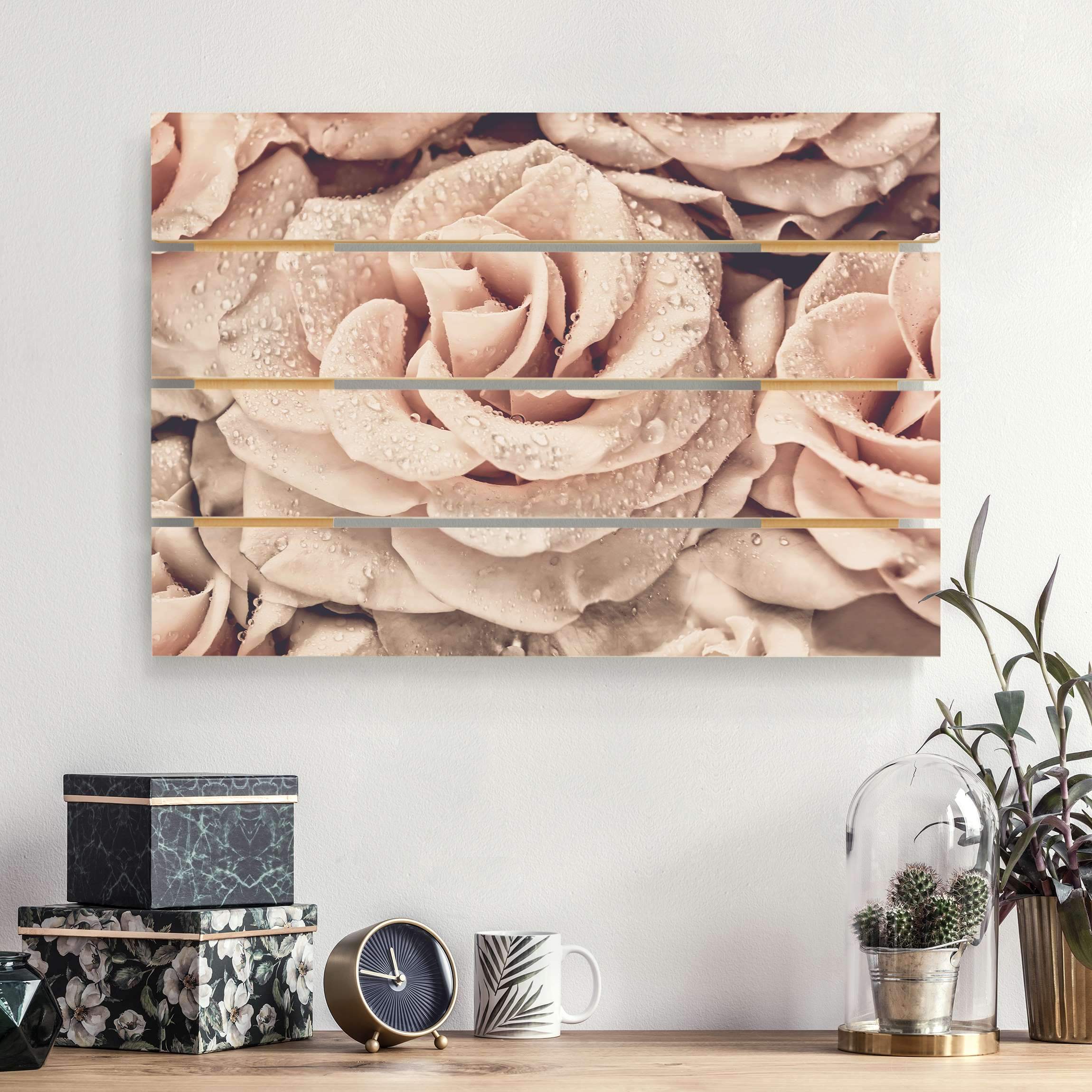Holzbild Plankenoptik - Querformat Rosen Sepia mit Wassertropfen