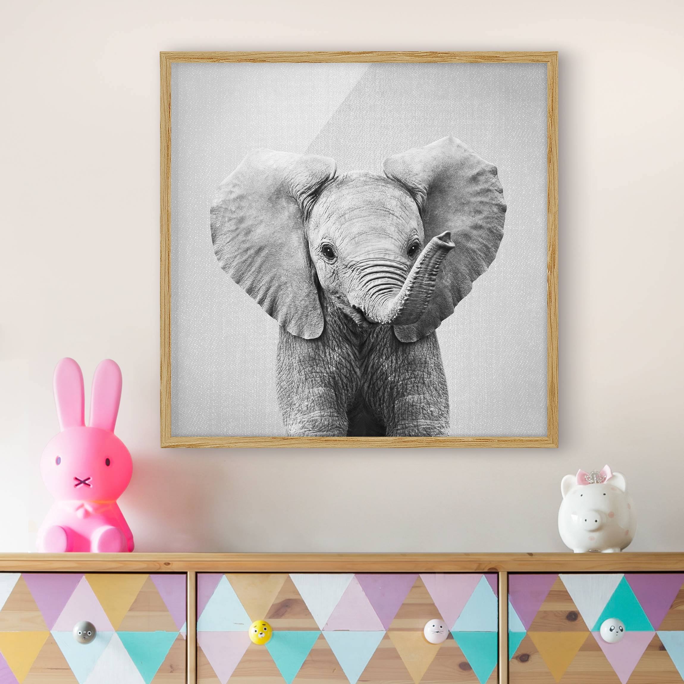 Bild mit Rahmen Baby Elefant Elsa Schwarz Weiß