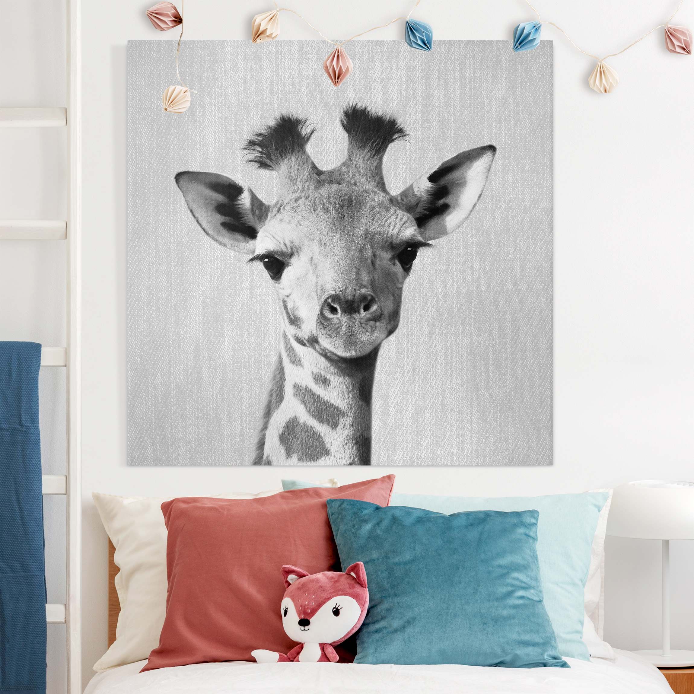 Leinwandbild Baby Giraffe Gandalf Schwarz Weiß