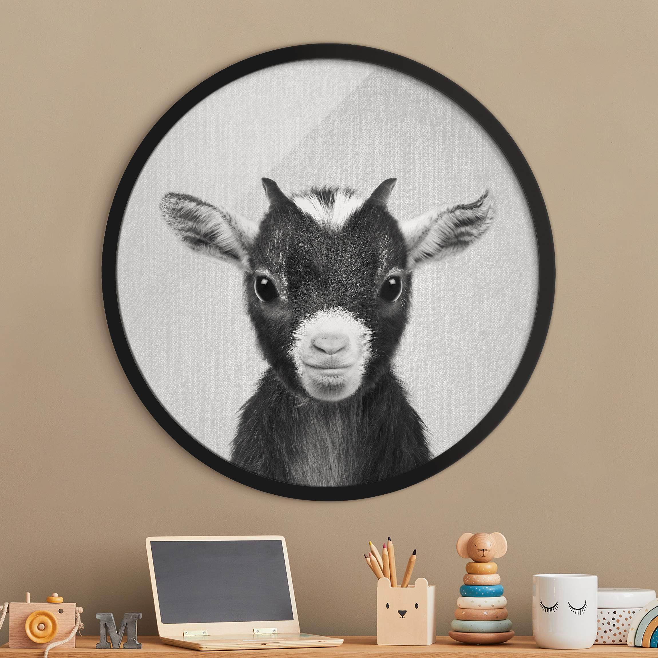 Rundes Gerahmtes Bild Baby Ziege Zelda Schwarz Weiß