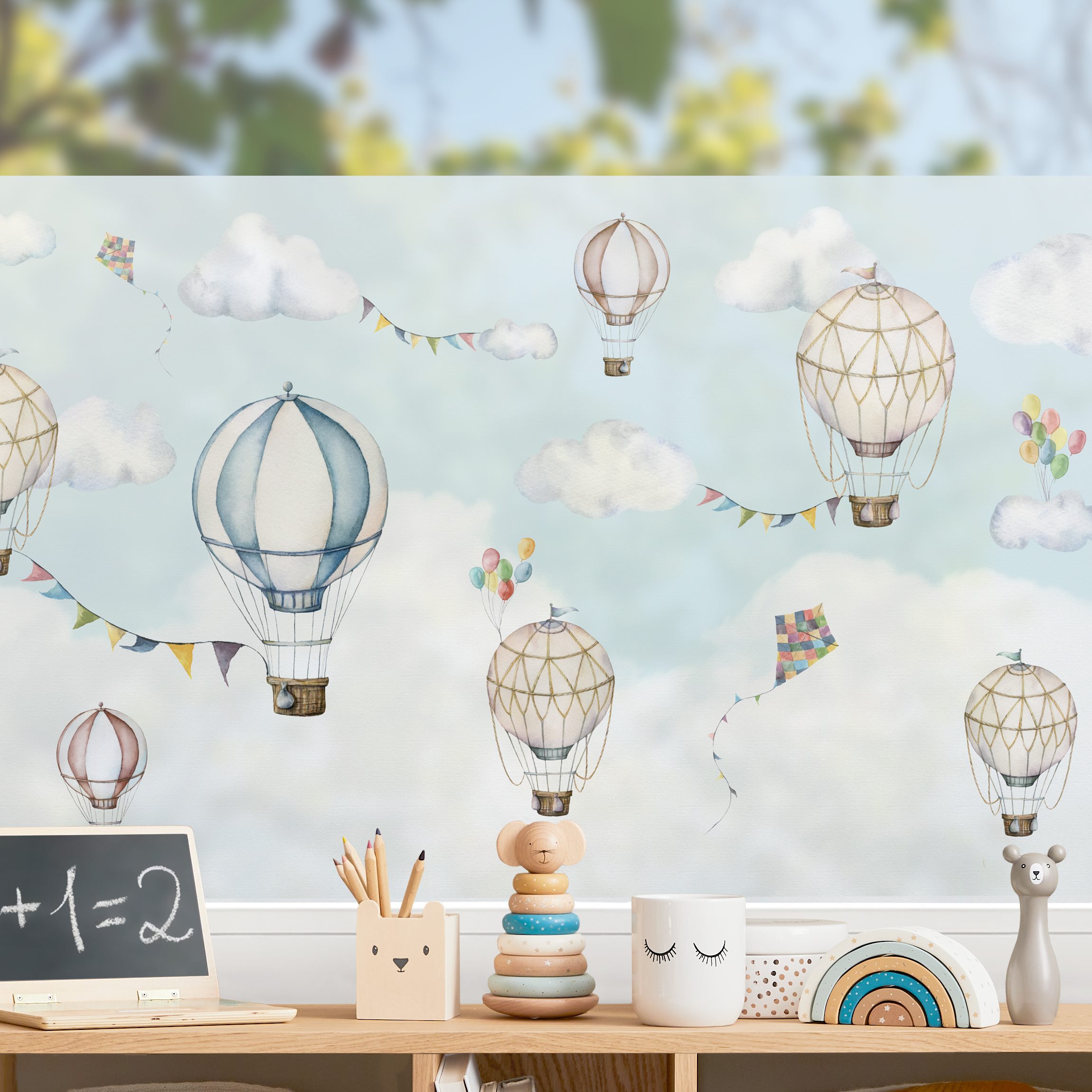 Fensterfolie Ballonparty zwischen den Wolken