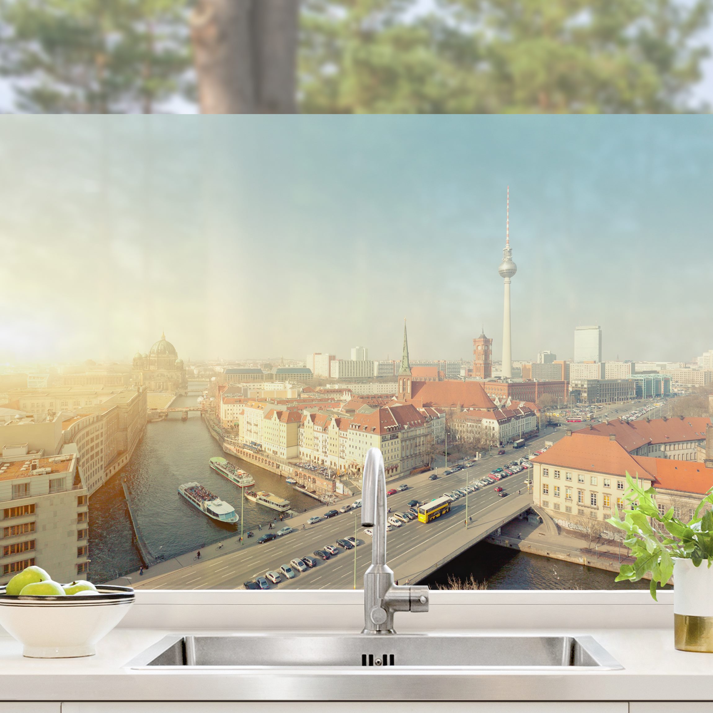 Fensterfolie Berlin am Morgen