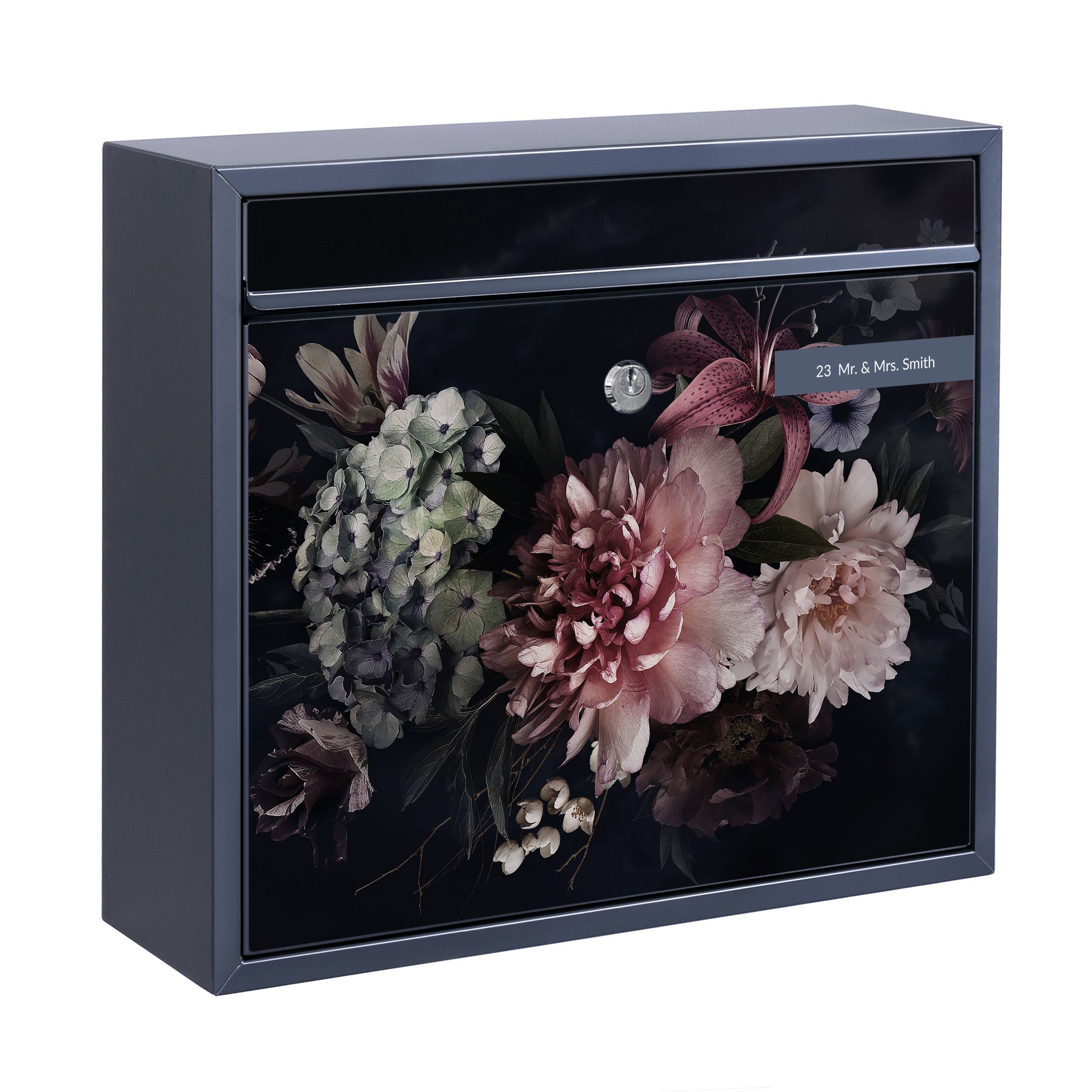 Briefkasten mit eigenem Text Blumen mit Nebel auf Schwarz