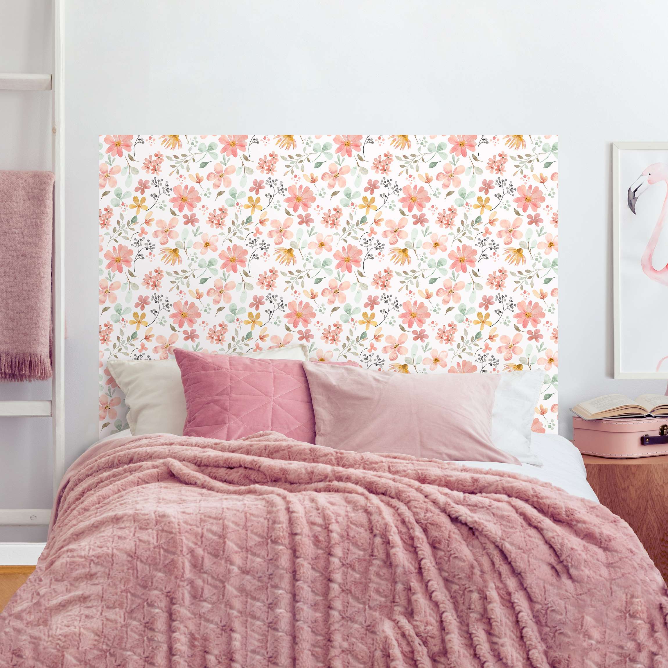 Kopfteil Bett Blumen Muster Pastell Rosa Aquarell
