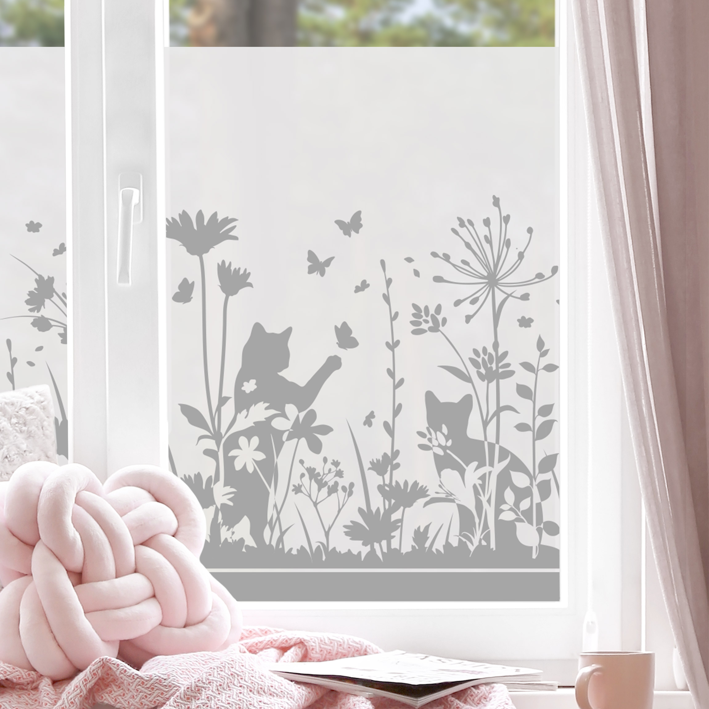 Milchglasfolie Blumenwiese mit Katzen