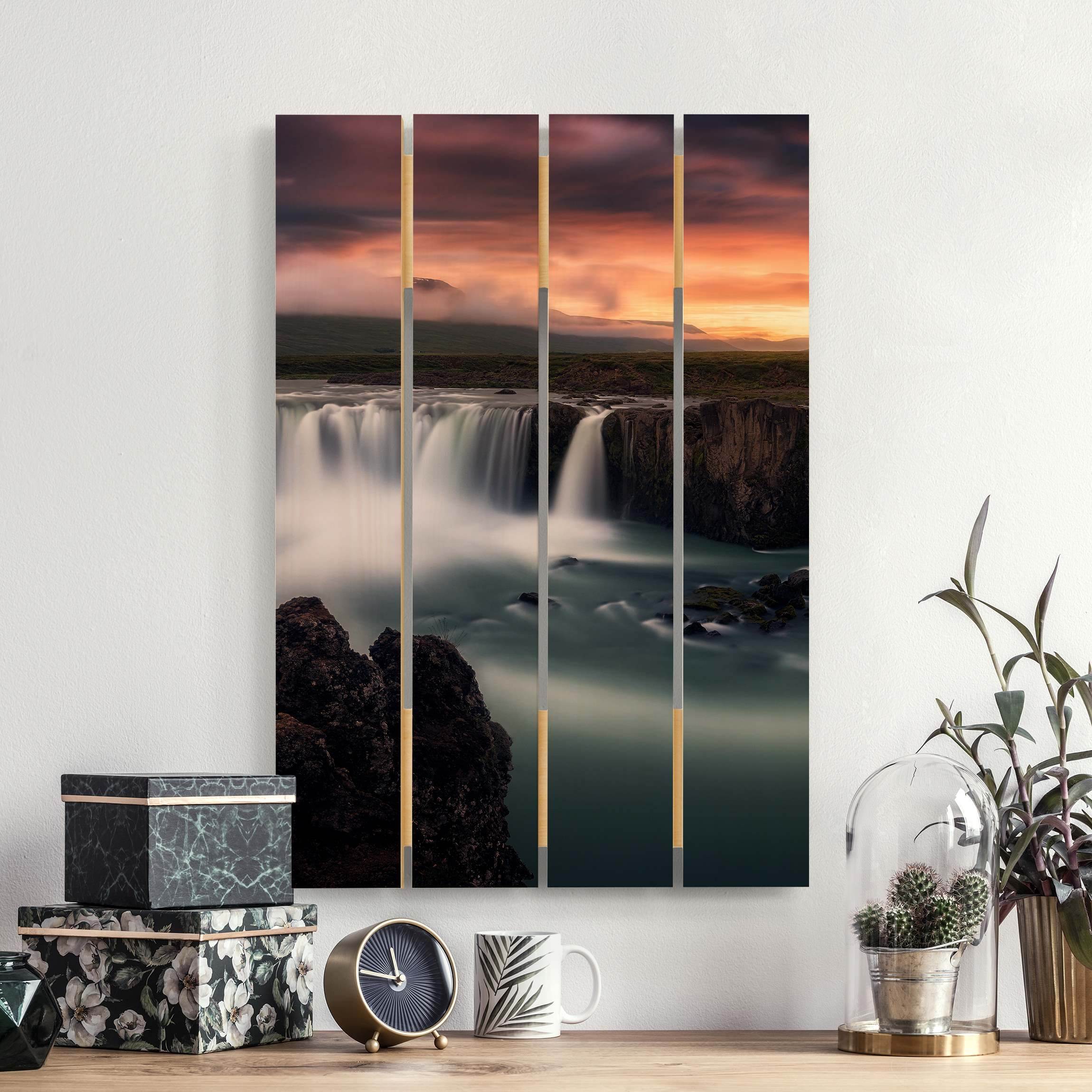 Holzbild Plankenoptik - Hochformat Goðafoss Wasserfall in Island
