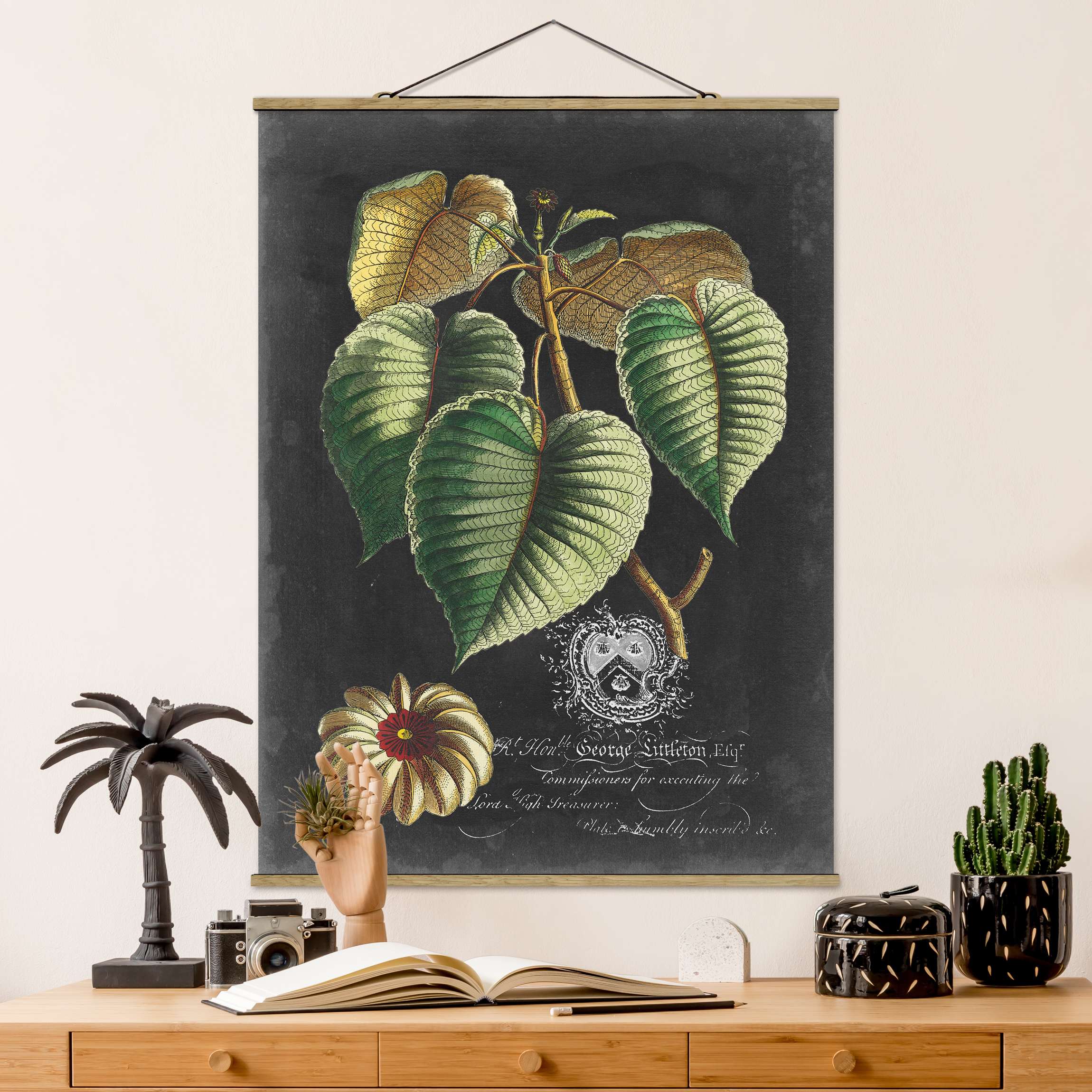 Stoffbild mit Posterleisten Vintage Royales Blattwerk auf Schwarz I