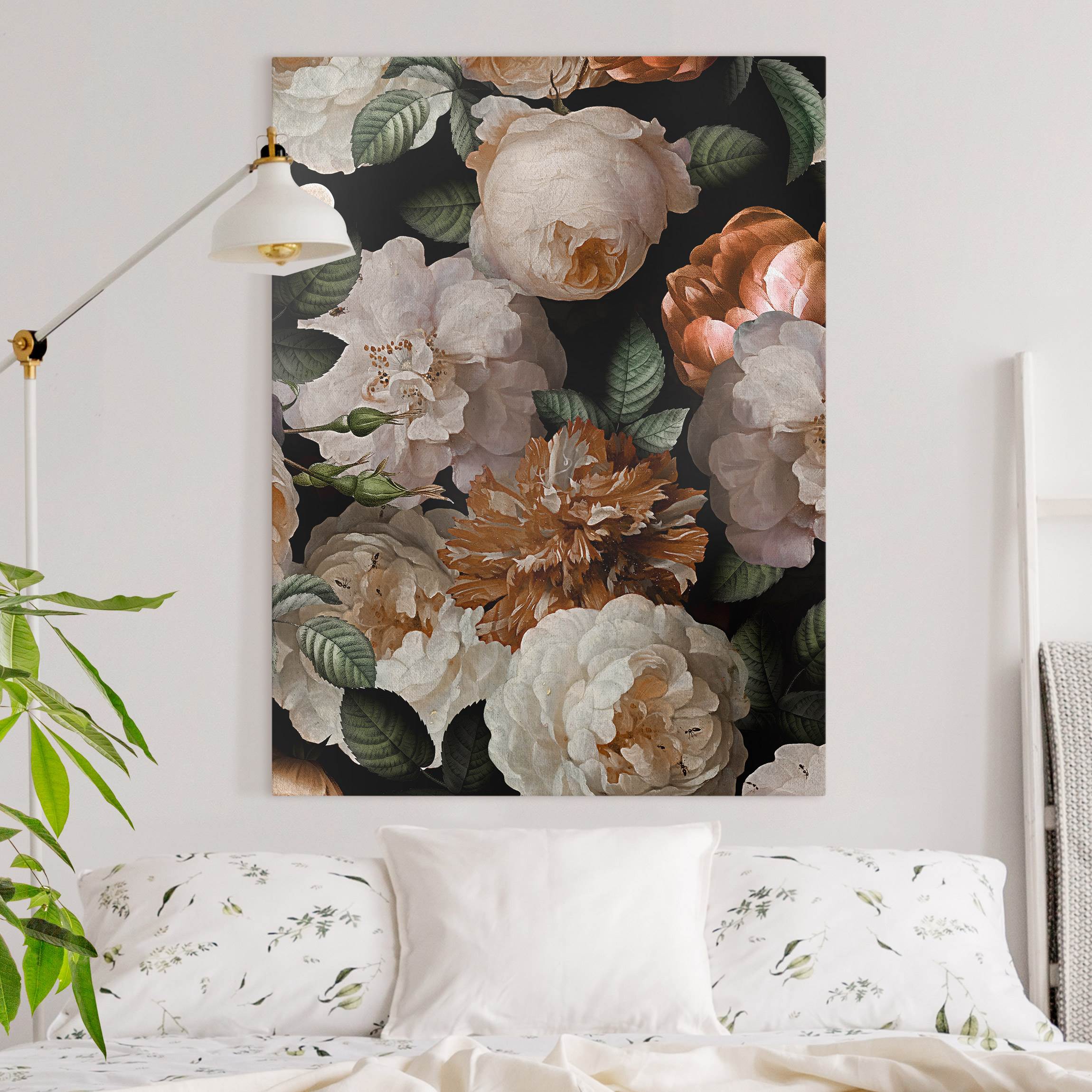 Leinwandbild Rote Rosen mit Weißen Rosen