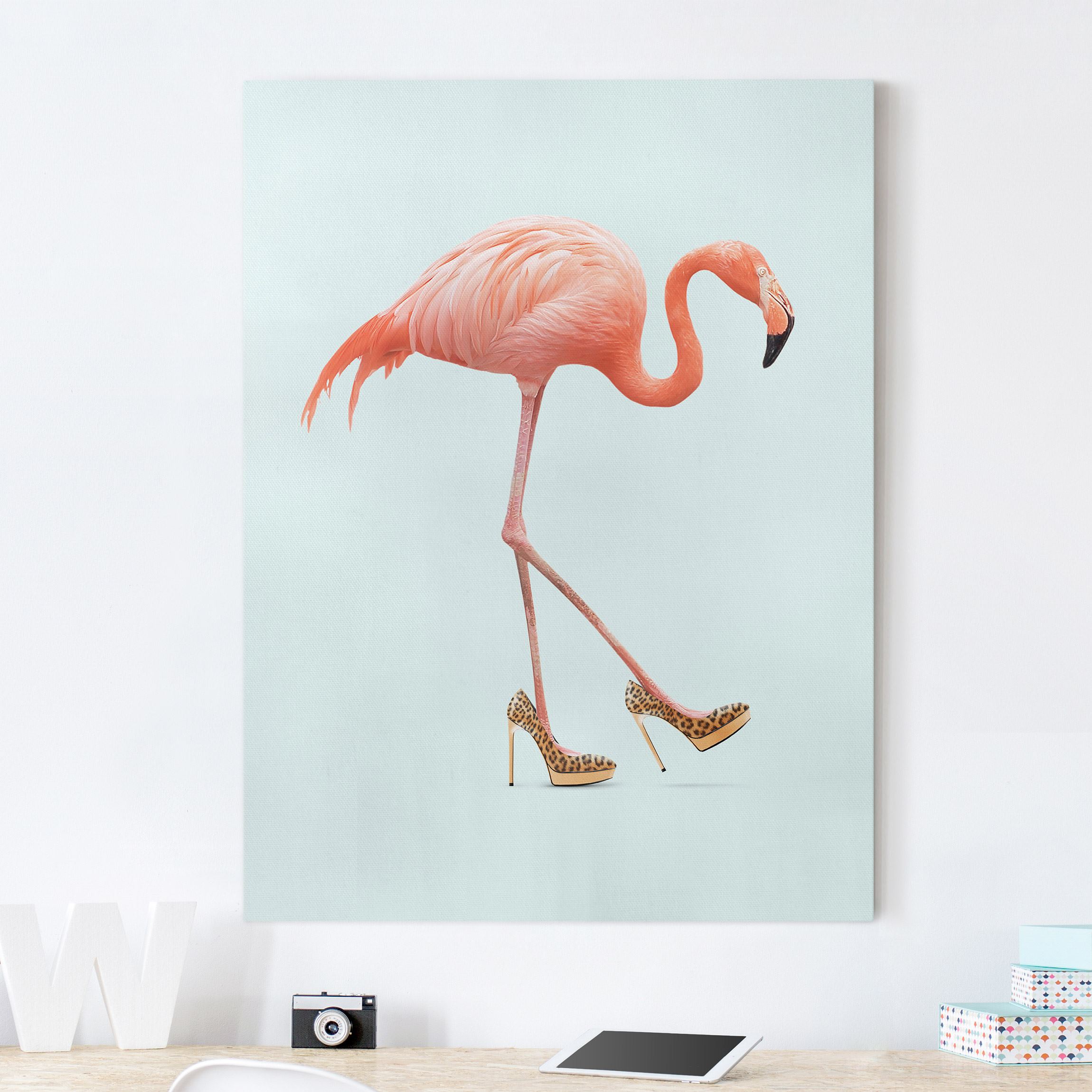 Leinwandbild Flamingo mit High Heels