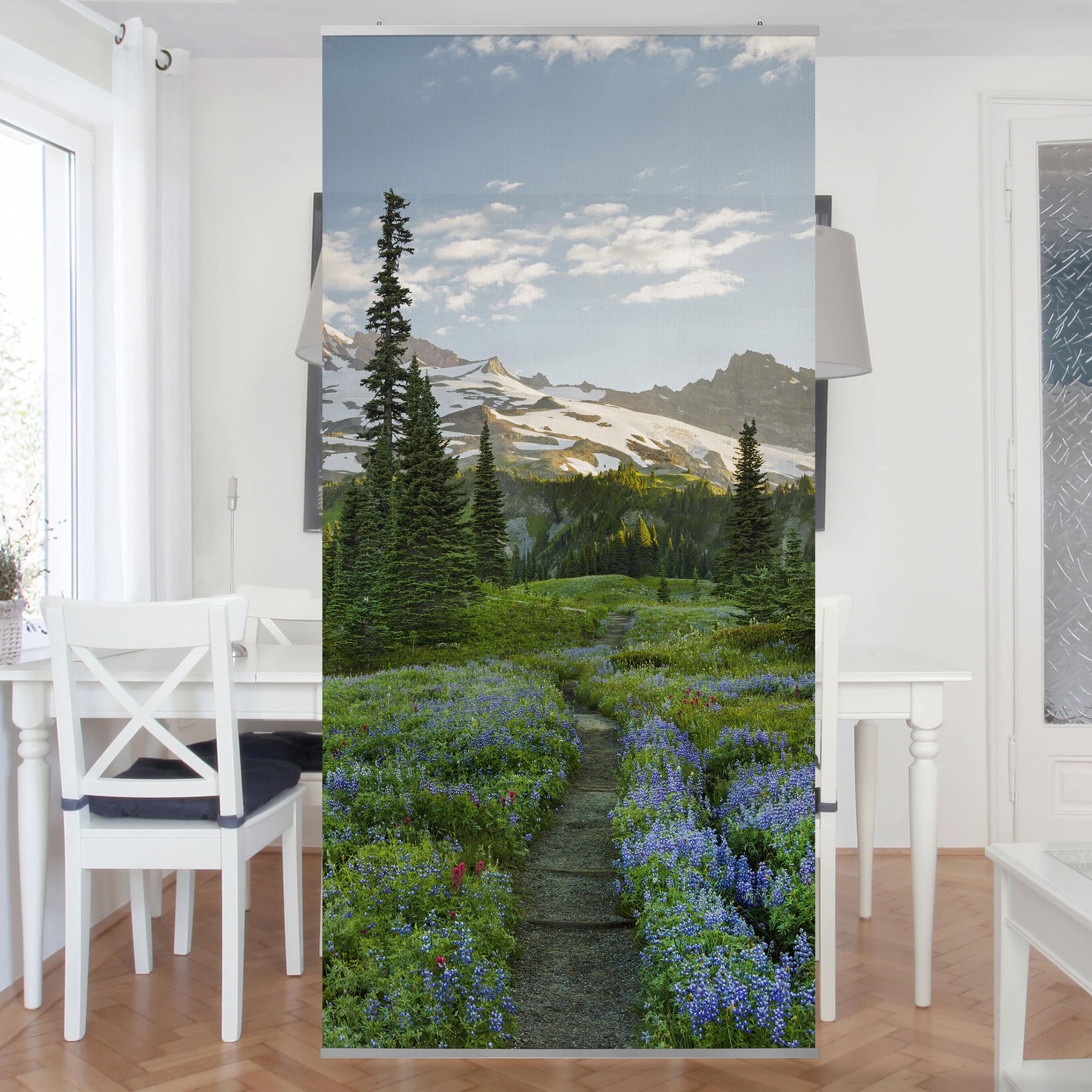 Raumteiler Bergblick Wiesenpfad